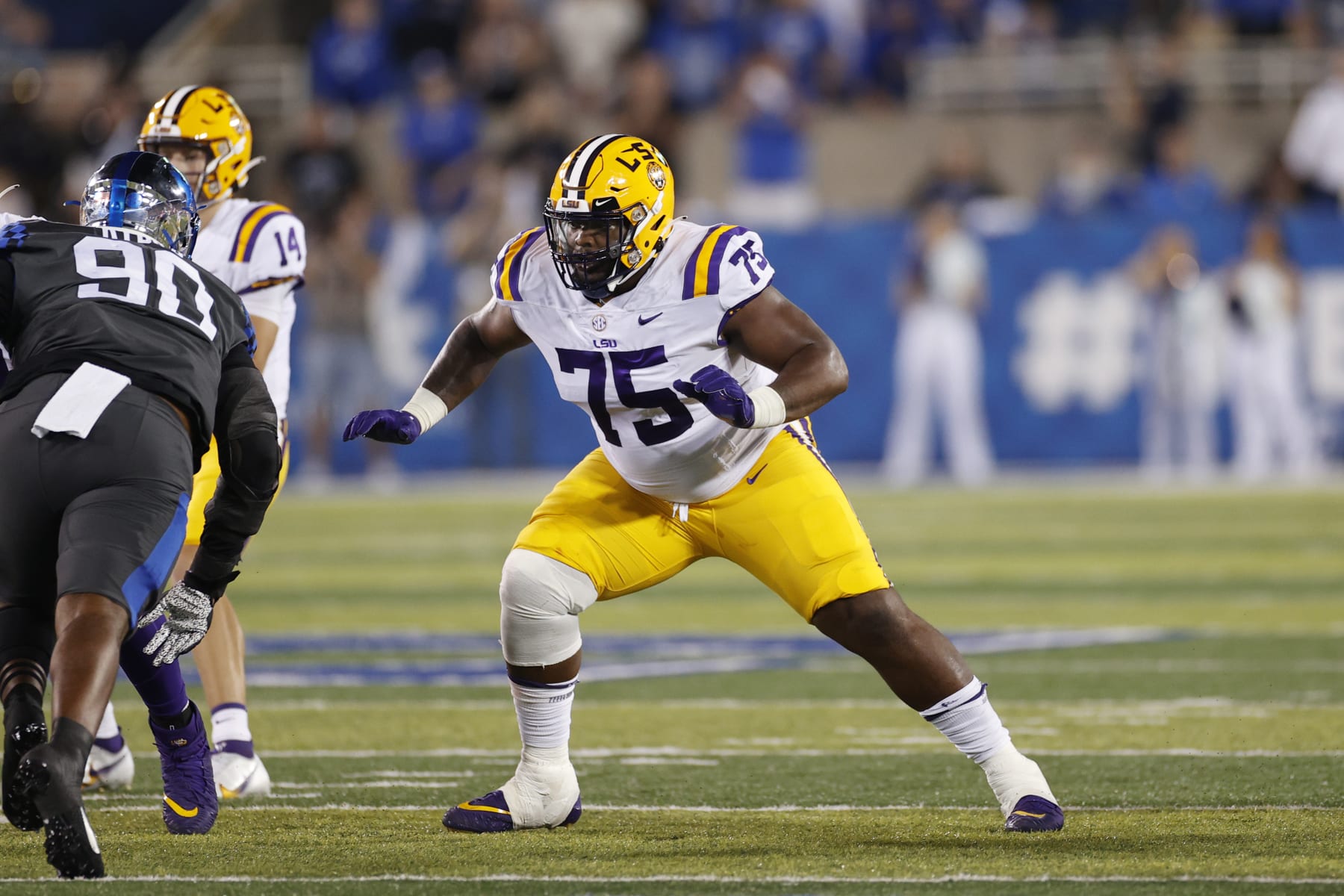 LEXINGTON, KY - OCTOBER 09: LSU Tigers offensive lineman Anthony Bradford (75) blocks against the Kentucky Wildcats during a college football game on Oct. 9, 2021 at Kroger Field in Lexington, Kentucky. (Photo by Joe Robbins/Icon Sportswire via Getty Images)