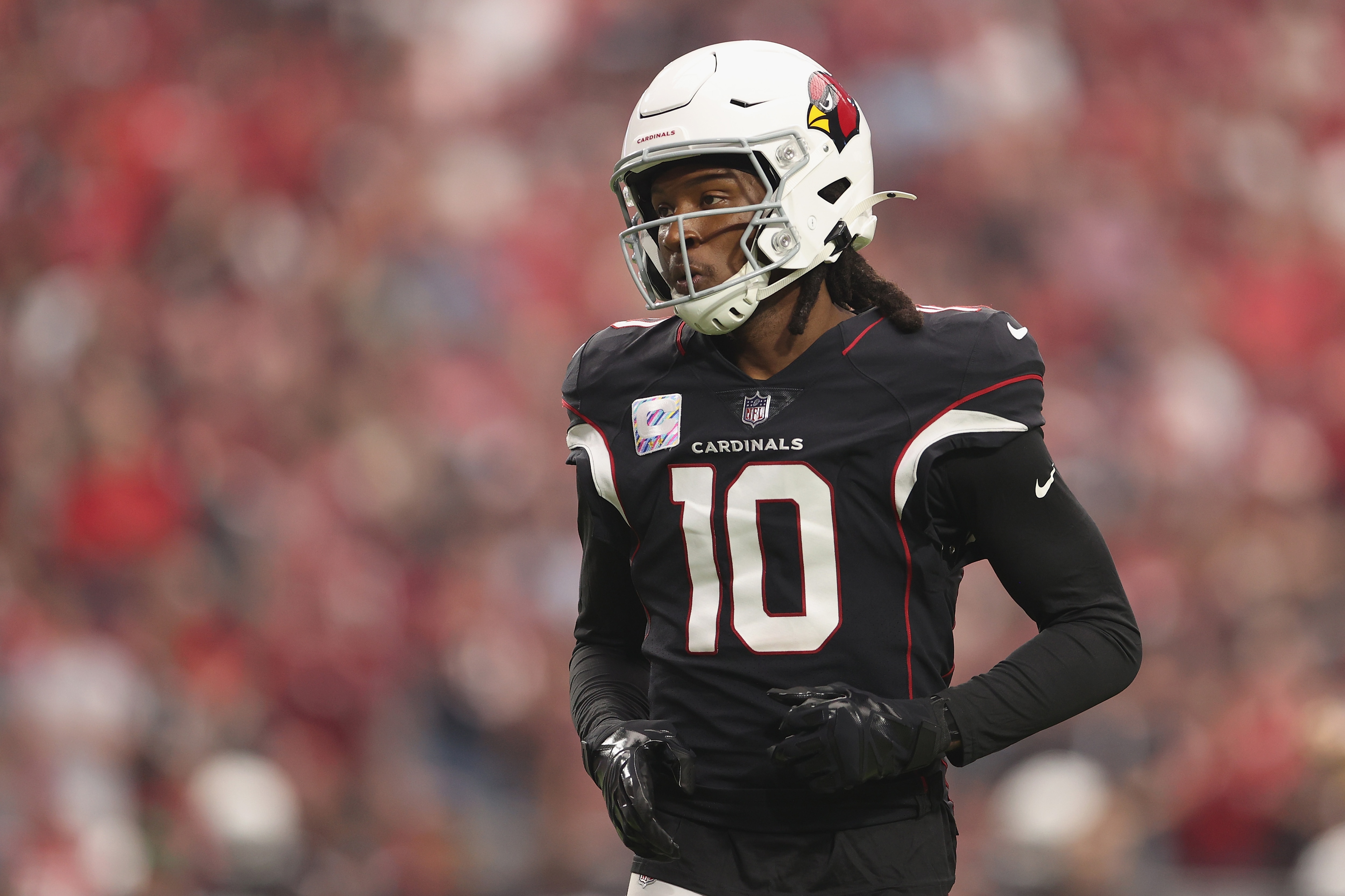 GLENDALE, ARIZONA - OCTOBER 10: Wide receiver DeAndre Hopkins #10 of the Arizona Cardinals during the NFL game at State Farm Stadium on October 10, 2021 in Glendale, Arizona. The Cardinals defeated the 49ers 17-10.  (Photo by Christian Petersen/Getty Images)