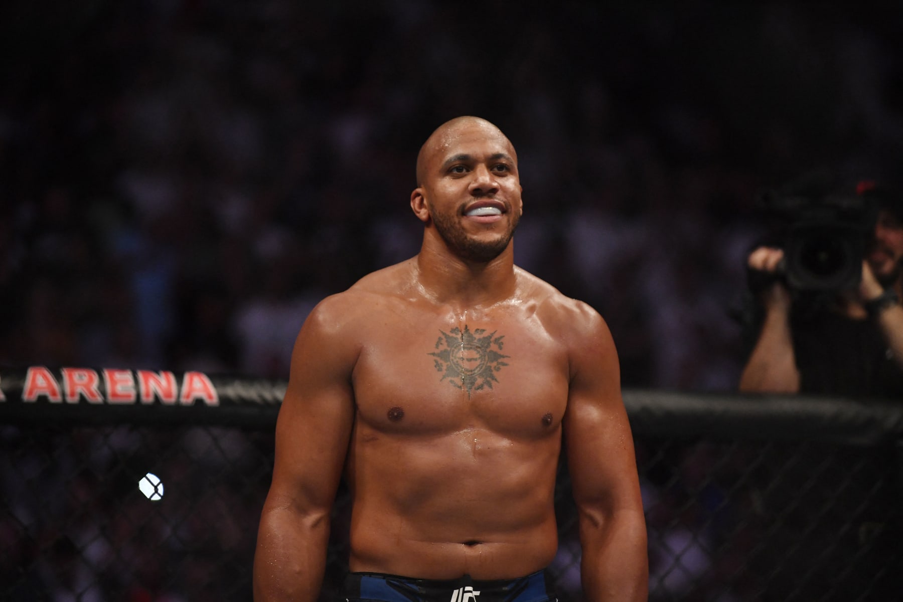 France's Ciryl Gane attends his men's heavyweight fight during the Ultimate Fighting Championship (UFC) event at the Accor Arena in Paris, on September 3, 2022. (Photo by JULIEN DE ROSA / AFP) (Photo by JULIEN DE ROSA/AFP via Getty Images)