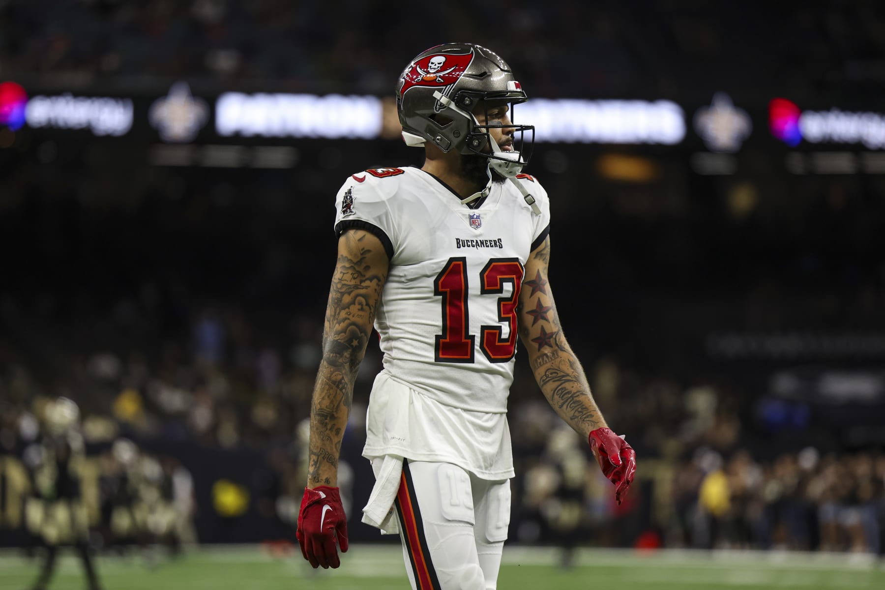 NEW ORLEANS, LA - OCTOBER 01: Mike Evans #13 of the Tampa Bay Buccaneers warms up prior to an NFL football game against the New Orleans Saints at Caesars Superdome on October 1, 2023 in New Orleans, Louisiana. (Photo by Perry Knotts/Getty Images)