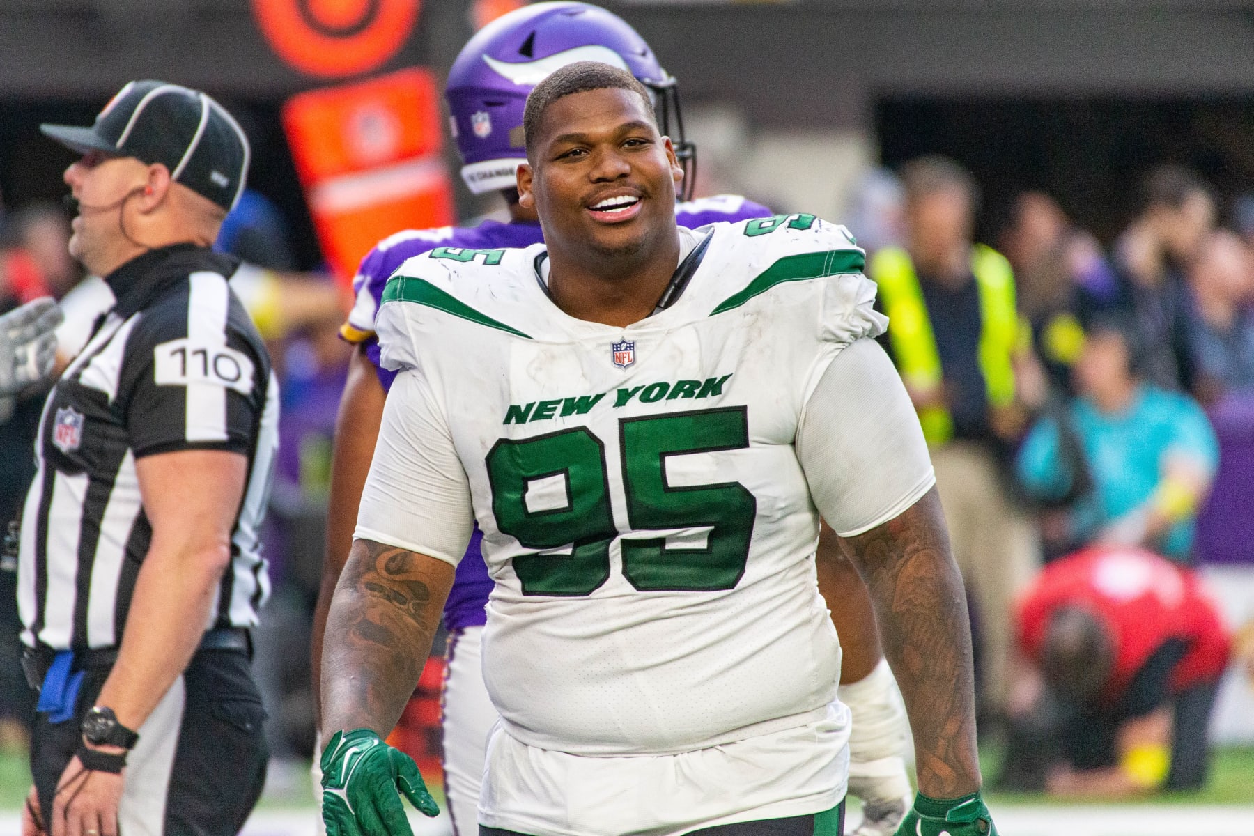 MINNEAPOLIS, MN - DECEMBER 04: New York Jets defensive tackle Quinnen Williams (95) looks on during the NFL game between the New York Jets and the Minnesota Vikings on December 4th, 2022, at U.S. Bank Stadium, in Minneapolis, MN. (Photo by Bailey Hillesheim/Icon Sportswire via Getty Images)
