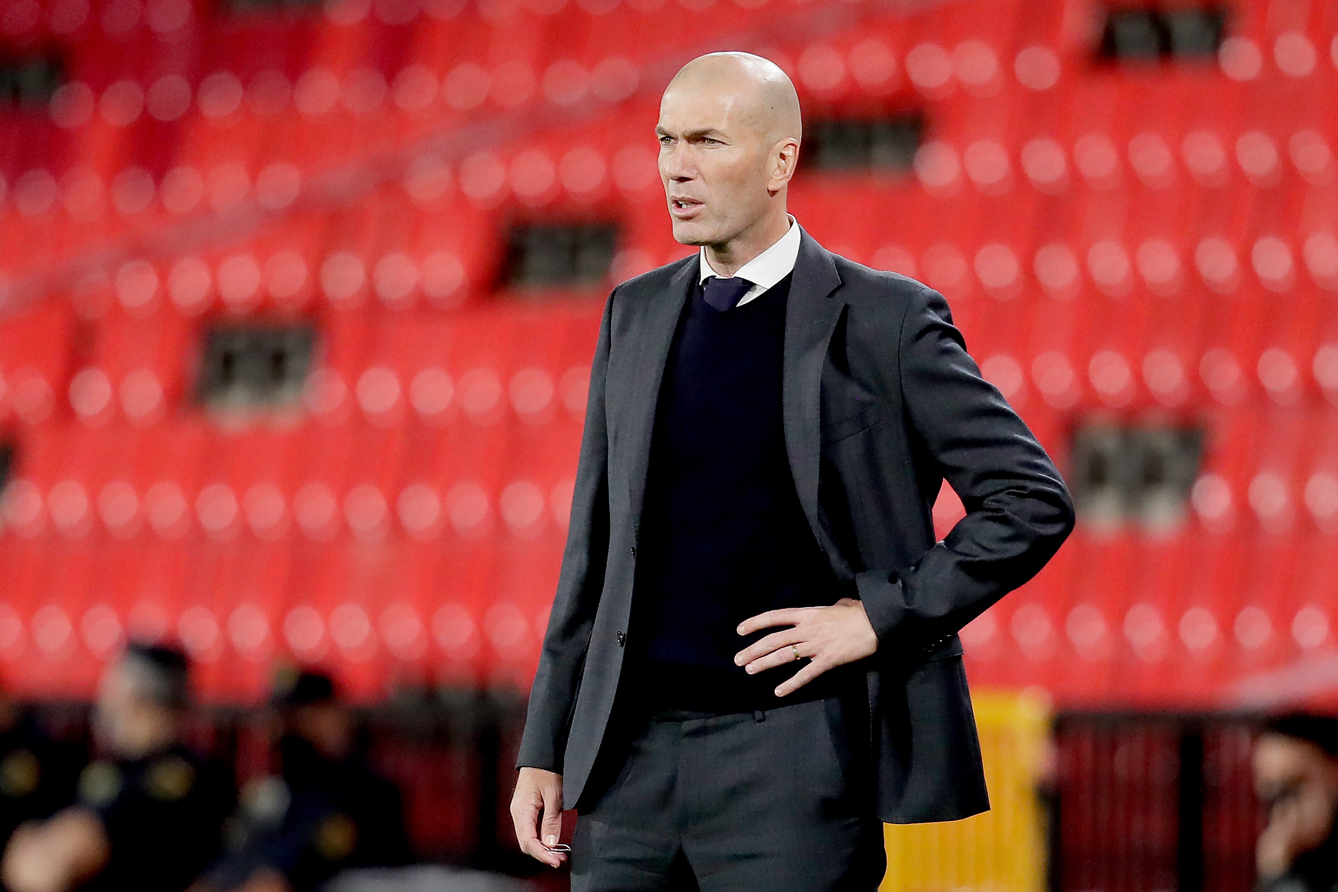 GRANADA, SPAIN - MAY 13: coach Zinedine Zidane of Real Madrid  during the La Liga Santander  match between Granada v Real Madrid at the Estadio Nuevo Los Carmenes on May 13, 2021 in Granada Spain (Photo by David S. Bustamante/Soccrates/Getty Images)