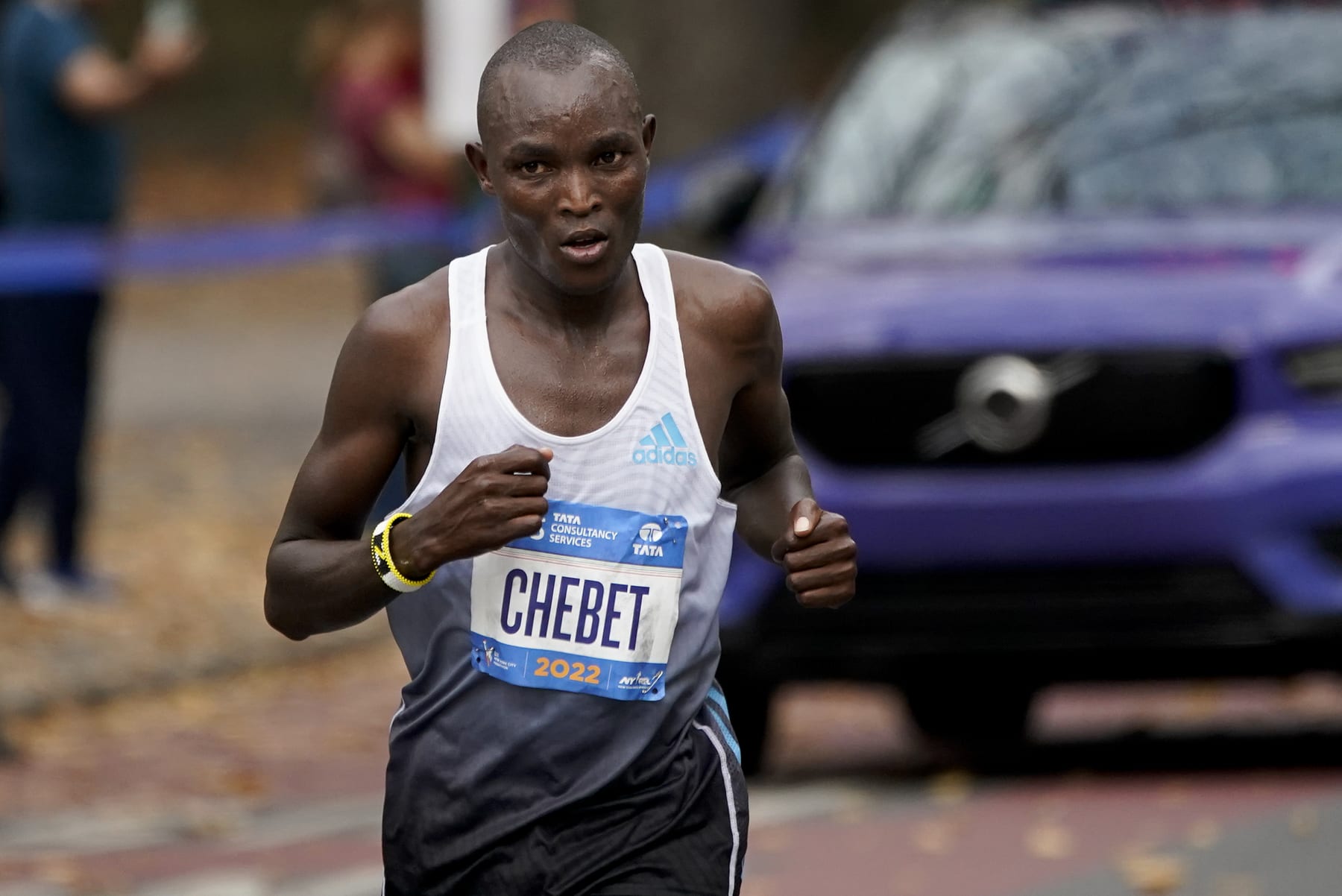 Evans Chebet, of Kenya, leads the men's elite division runners as they pass through the Bronx borough of New York during the New York City Marathon, Sunday, Nov. 6, 2022. (AP Photo/Julia Nikhinson)
