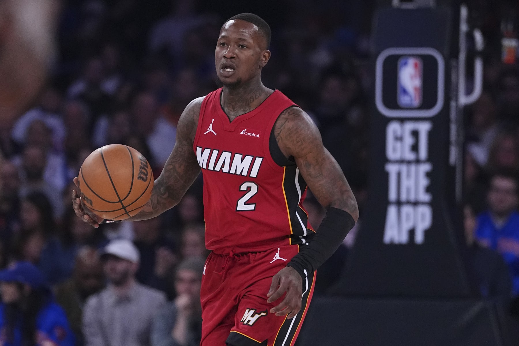 NEW YORK, NEW YORK - JANUARY 27: Terry Rozier #2 of the Miami Heat dribbles the ball against the New York Knicks at Madison Square Garden on January 27, 2024 in New York City. NOTE TO USER: User expressly acknowledges and agrees that, by downloading and or using this photograph, User is consenting to the terms and conditions of the Getty Images License Agreement. (Photo by Mitchell Leff/Getty Images)