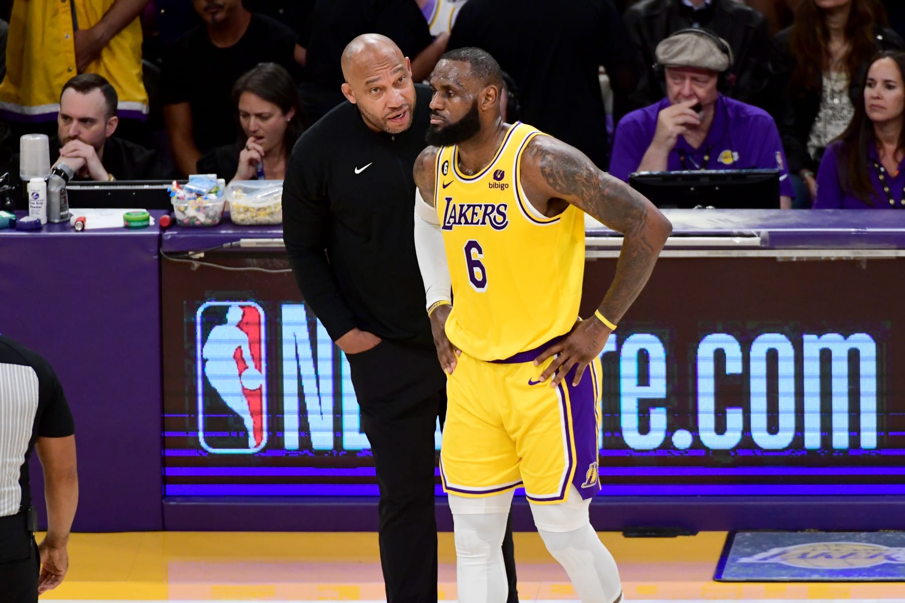 LOS ANGELES, CA - MAY 22: Head Coach Darvin Ham of the Los Angeles Lakers talks with LeBron James #6 of the Los Angeles Lakers during Game 4 of the 2023 NBA Playoffs Western Conference Finals on May 22, 2023 at Crypto.Com Arena in Los Angeles, California. NOTE TO USER: User expressly acknowledges and agrees that, by downloading and/or using this Photograph, user is consenting to the terms and conditions of the Getty Images License Agreement. Mandatory Copyright Notice: Copyright 2023 NBAE (Photo by Adam Pantozzi/NBAE via Getty Images)