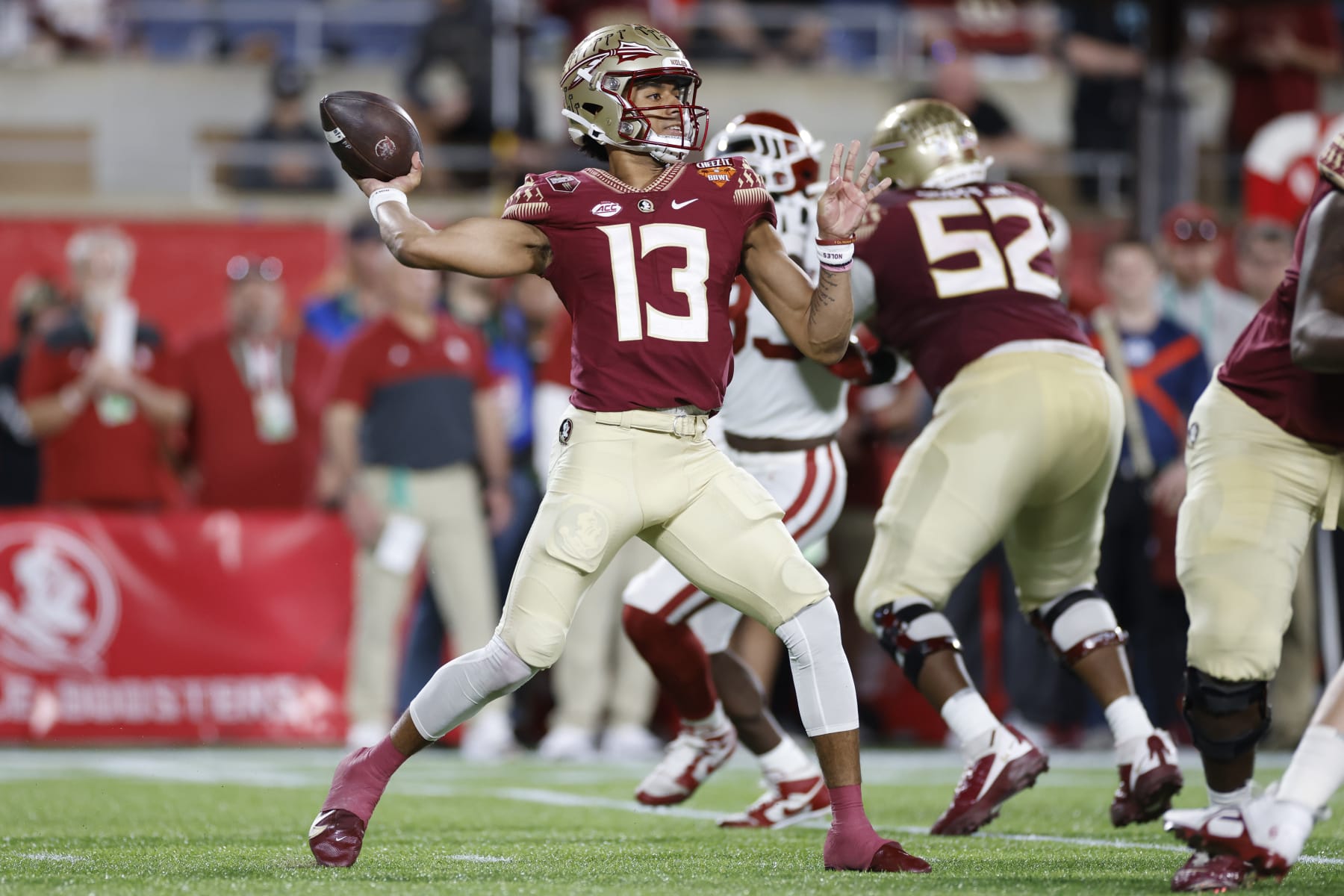 Florida State Seminoles quarterback Jordan Travis.
