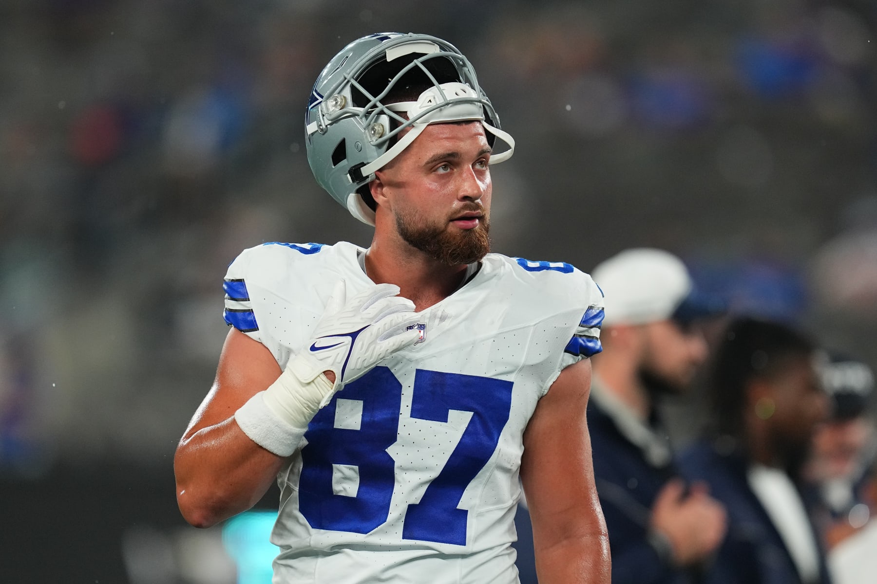 EAST RUTHERFORD, NEW JERSEY - SEPTEMBER 10: Jake Ferguson #87 of the Dallas Cowboys looks on against the New York Giants at MetLife Stadium on September 10, 2023 in East Rutherford, New Jersey. (Photo by Mitchell Leff/Getty Images)