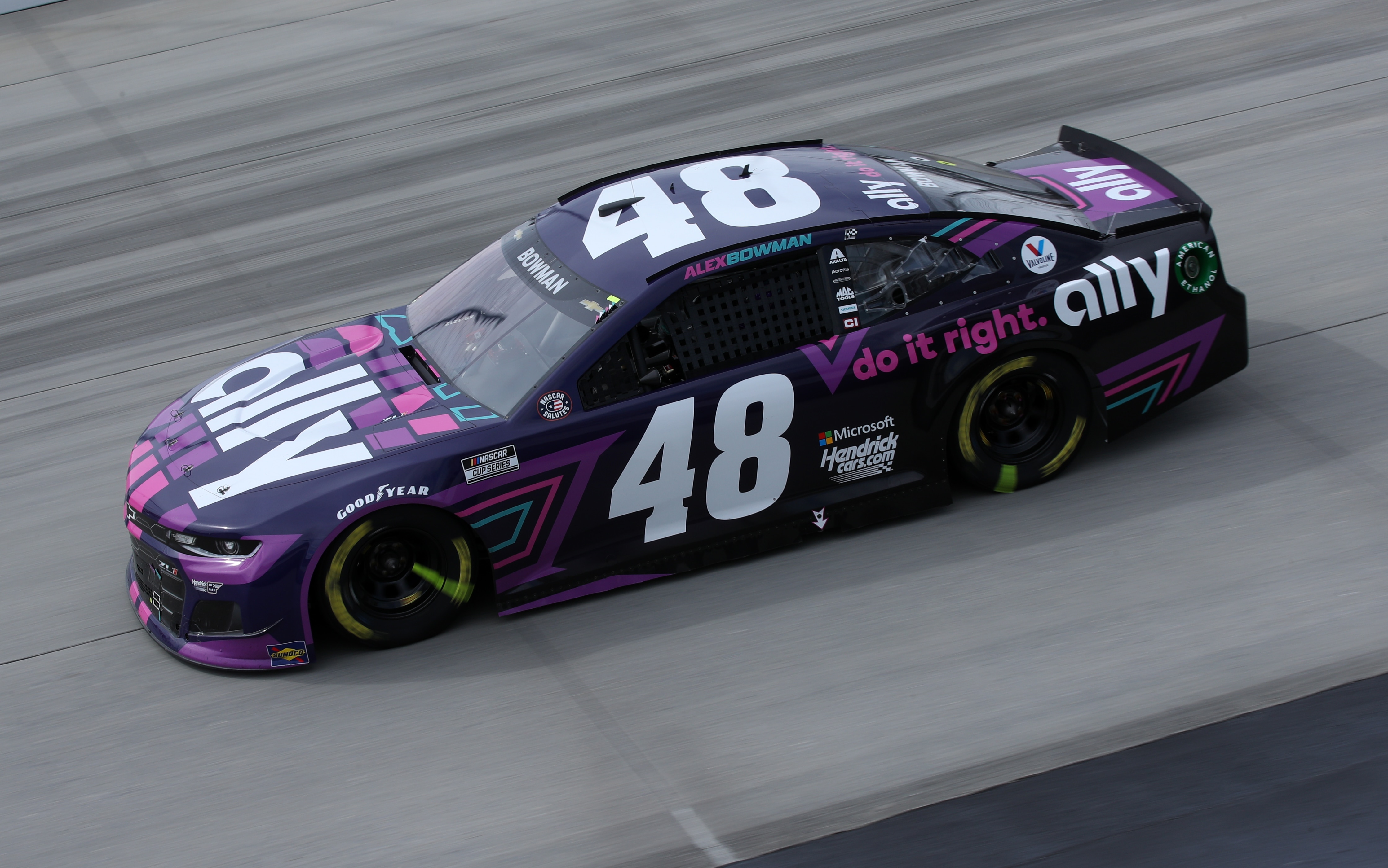 DOVER, DELAWARE - MAY 16: Alex Bowman, driver of the #48 Ally Chevrolet, races during the NASCAR Cup Series Drydene 400 at Dover International Speedway on May 16, 2021 in Dover, Delaware. (Photo by Sean Gardner/Getty Images)