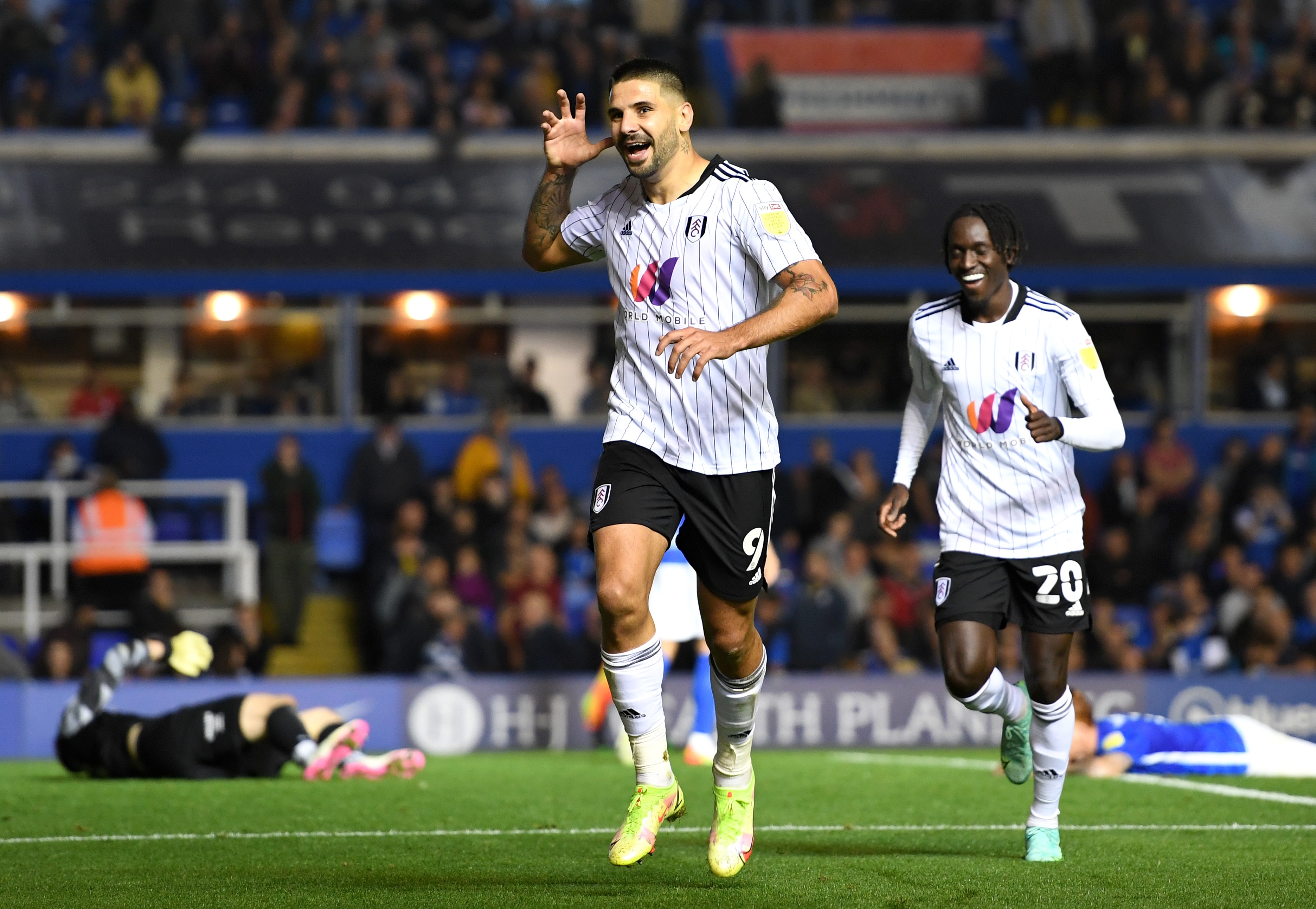 BIRMINGHAM, ENGLAND - SEPTEMBER 15: Aleksandar Mitrovic of Fulham celebrates after scoring their sides fourth goal during the Sky Bet Championship match between Birmingham City and Fulham at St Andrew's Trillion Trophy Stadium on September 15, 2021 in Birmingham, England. (Photo by Tony Marshall/Getty Images)