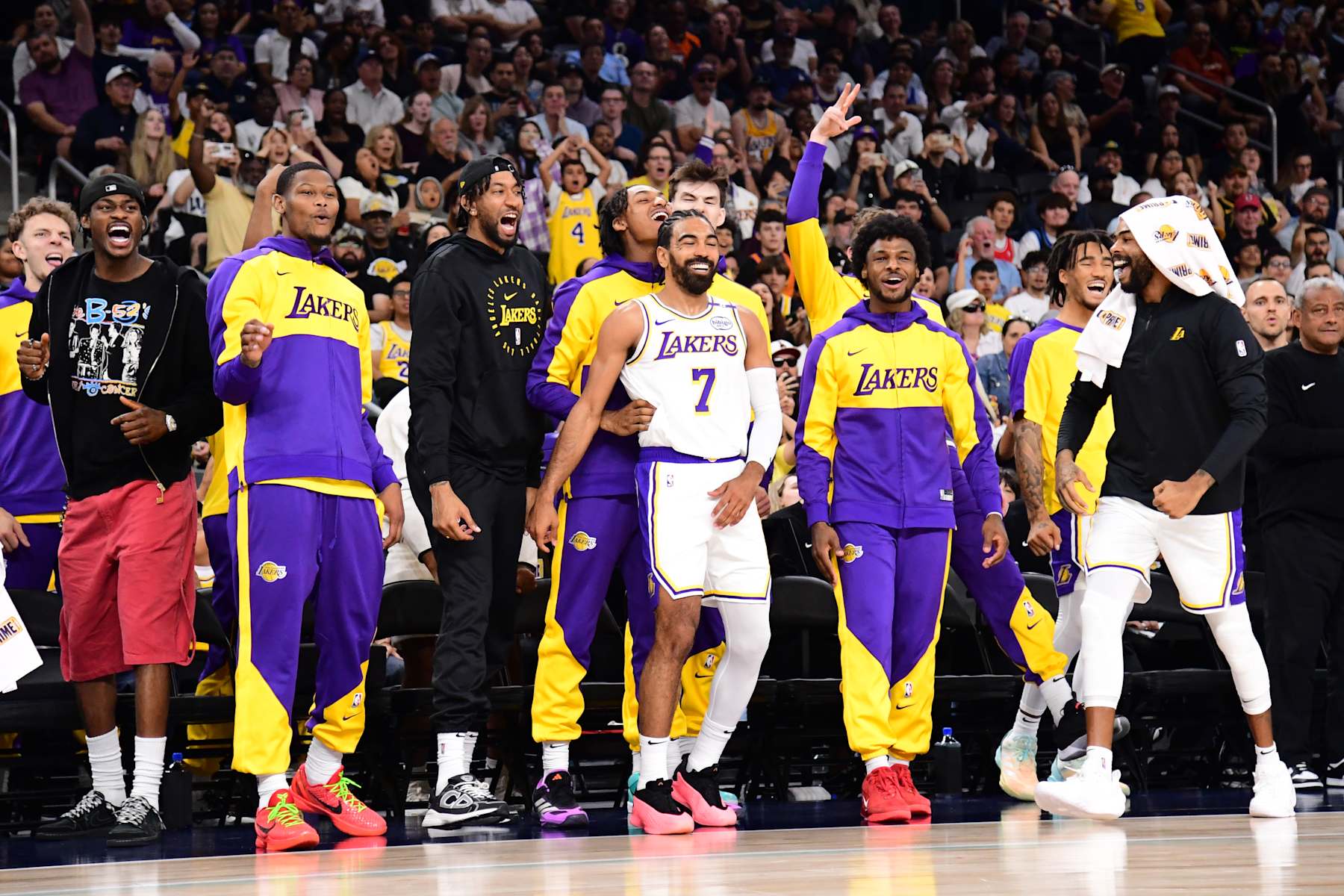 LOS ANGELES, CA - OCTOBER 6: The Los Angeles Lakers celebrates during the game against the Phoenix Suns on October 6, 2024 at Acrisure Arena in Palm Springs, California. NOTE TO USER: User expressly acknowledges and agrees that, by downloading and/or using this Photograph, user is consenting to the terms and conditions of the Getty Images License Agreement. Mandatory Copyright Notice: Copyright 2024 NBAE (Photo by Adam Pantozzi/NBAE via Getty Images)