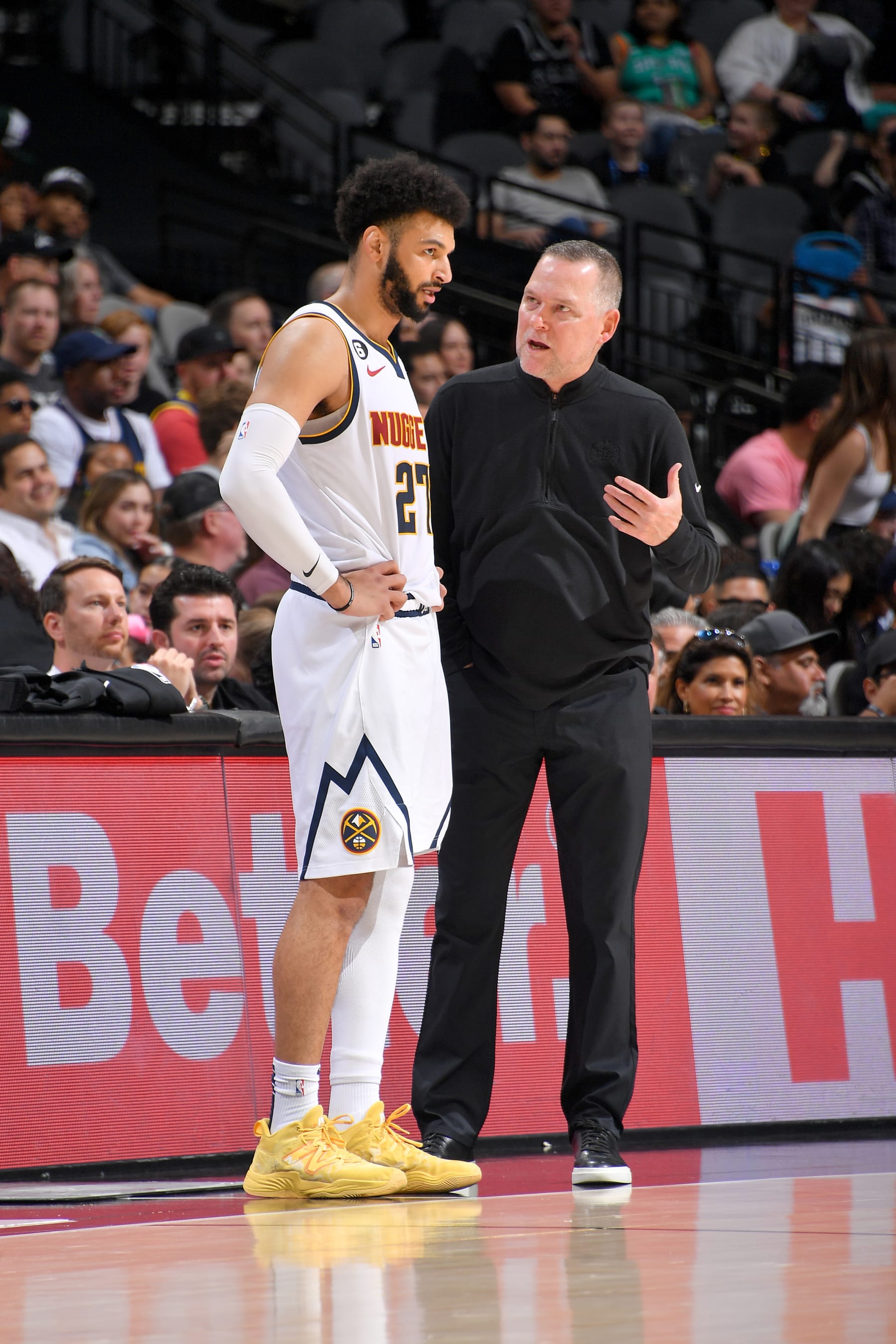 SAN ANTONIO, TX - MARCH 10: Head Coach Michael Malone of the Denver Nuggets talks to Jamal Murray #27 during the game against the San Antonio Spurs  on March 10, 2023 at the AT&T Center in San Antonio, Texas. NOTE TO USER: User expressly acknowledges and agrees that, by downloading and or using this photograph, user is consenting to the terms and conditions of the Getty Images License Agreement. Mandatory Copyright Notice: Copyright 2023 NBAE (Photos by Michael Gonzales/NBAE via Getty Images)
