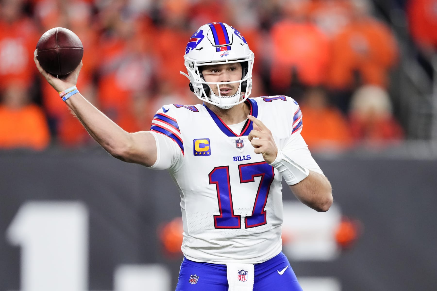 CINCINNATI, OHIO - NOVEMBER 05: Josh Allen #17 of the Buffalo Bills throws a pass in the first quarter against the Cincinnati Bengals at Paycor Stadium on November 05, 2023 in Cincinnati, Ohio. (Photo by Dylan Buell/Getty Images)