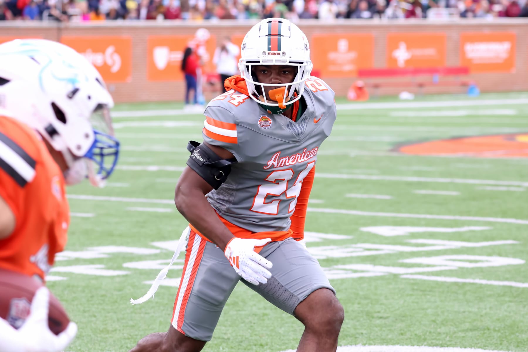 MOBILE, AL - FEBRUARY 03: American defensive back Kamren Kinchens of Miami (24) during the 2024 Reese's Senior Bowl on February 3, 2024 at Hancock Whitney Stadium in Mobile, Alabama.  (Photo by Michael Wade/Icon Sportswire via Getty Images)