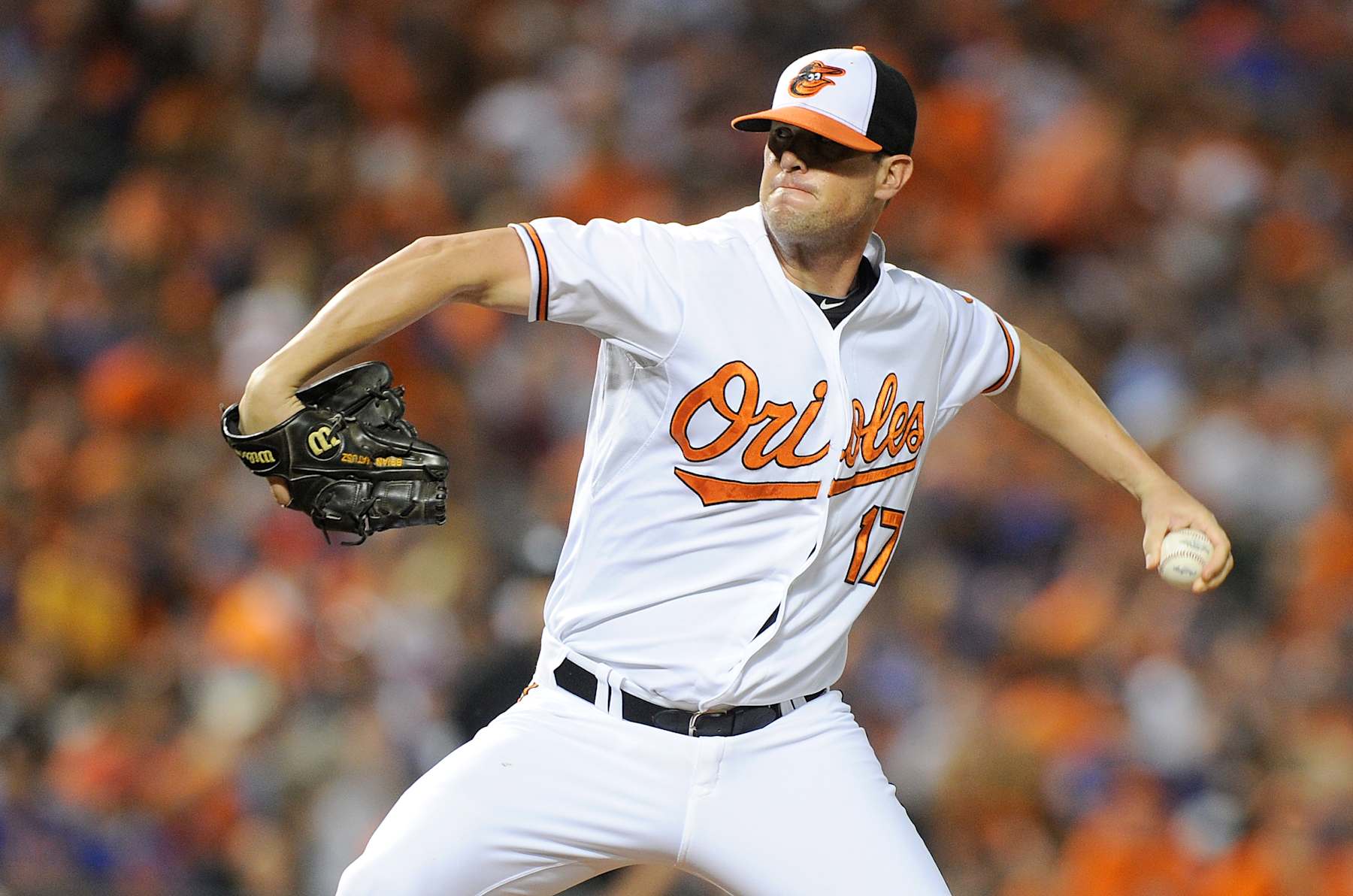 BALTIMORE, MD - AUGUST 19: Brian Matusz #17 of the Baltimore Orioles pitches against the New York Mets at Oriole Park at Camden Yards on August 19, 2015 in Baltimore, Maryland.  (Photo by G Fiume/Getty Images)