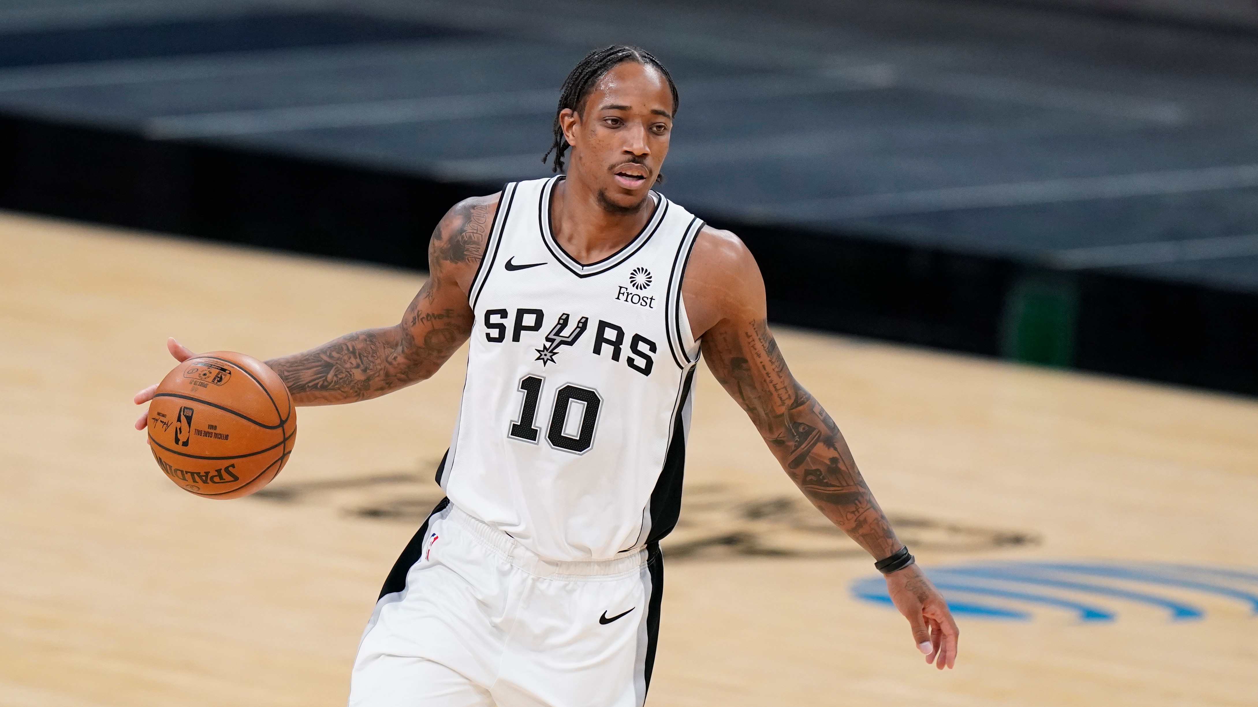 San Antonio Spurs forward DeMar DeRozan (10) during an NBA basketball game against the Memphis Grizzlies in San Antonio, Monday, Feb. 1, 2021. (AP Photo/Eric Gay)
