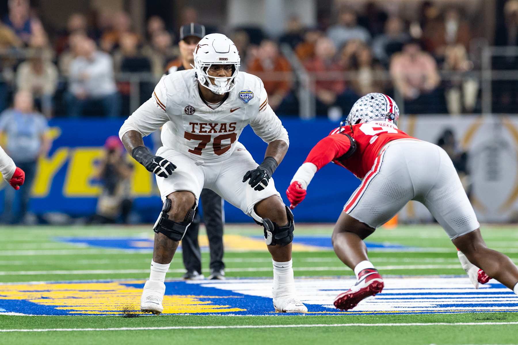 ARLINGTON, TX - JANUARY 10: Texas Longhorns offensive lineman Kelvin Banks Jr. (#78) blocks during the CFP Semifinal Cotton Bowl Classic football game between the Ohio State Buckeyes and Texas Longhorns on January 10, 2025 at AT&T Stadium in Arlington, TX.  (Photo by Matthew Visinsky/Icon Sportswire via Getty Images)