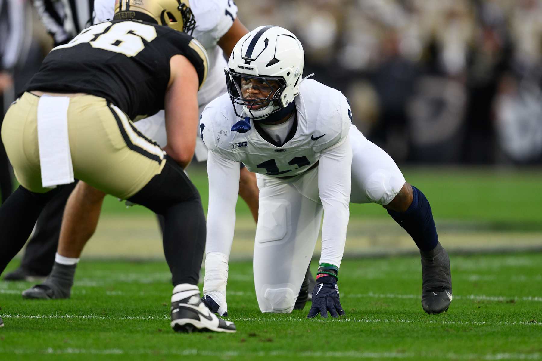 Penn State edge defender Abdul Carter