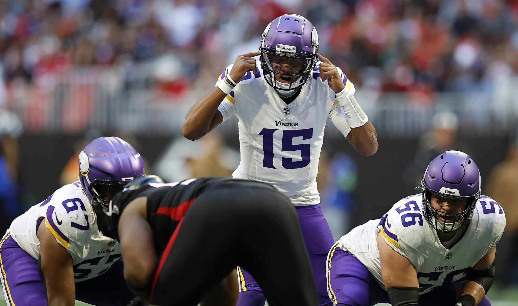 ATLANTA, GEORGIA - NOVEMBER 05: Joshua Dobbs #15 of the Minnesota Vikings calls a play during the third quarter of the game against the Atlanta Falcons at Mercedes-Benz Stadium on November 05, 2023 in Atlanta, Georgia. (Photo by Alex Slitz/Getty Images)