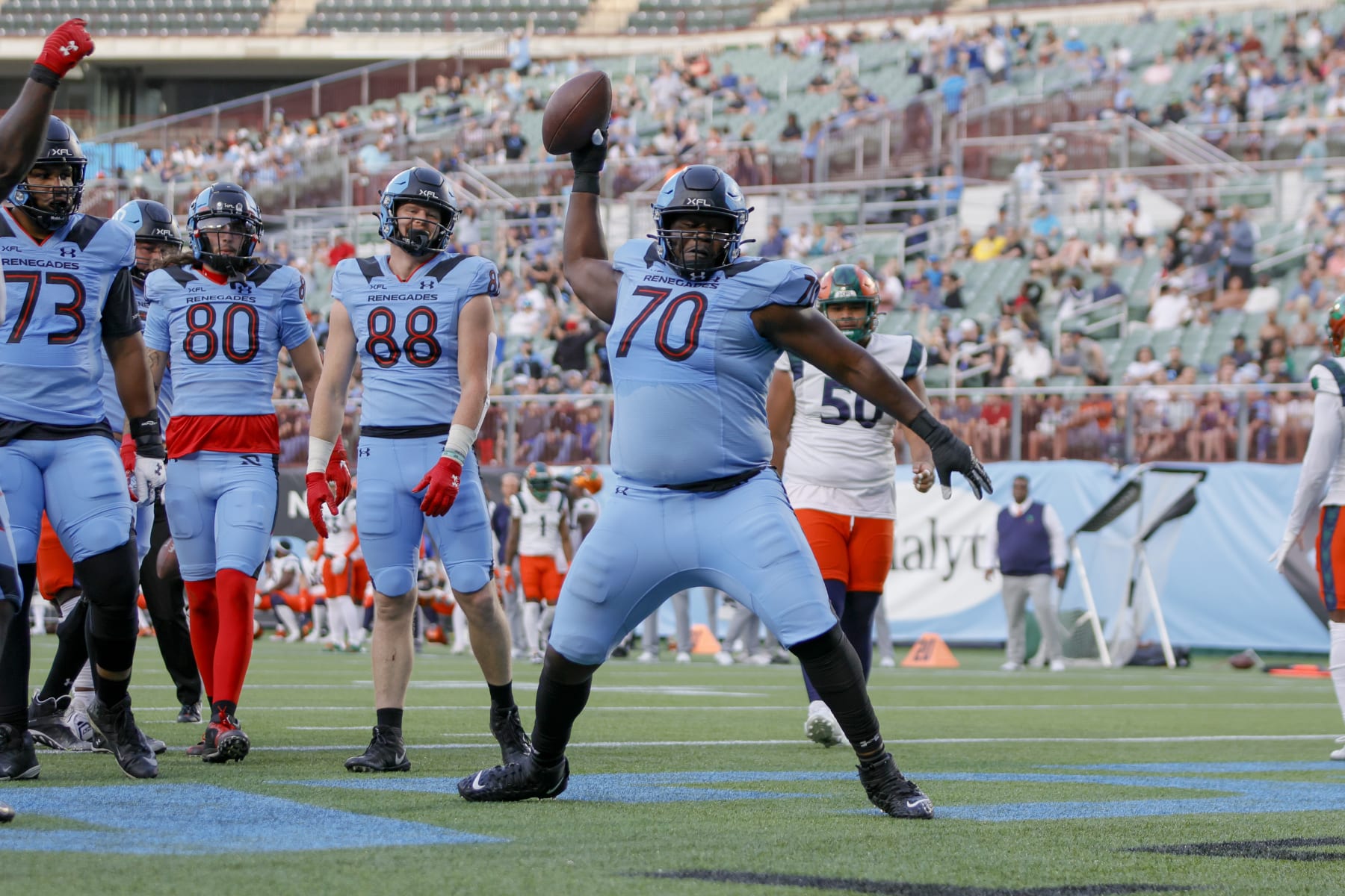 ARLINGTON, TX - MARCH 31: Arlington Renegades offensive lineman Mike Horton spikes the football after a touchdown during the game between the Arlington Renegades and the Seattle Seadragons on March 31, 2023 at Choctaw Stadium in Arlington, Texas. (Photo by Matthew Pearce/Icon Sportswire via Getty Images)