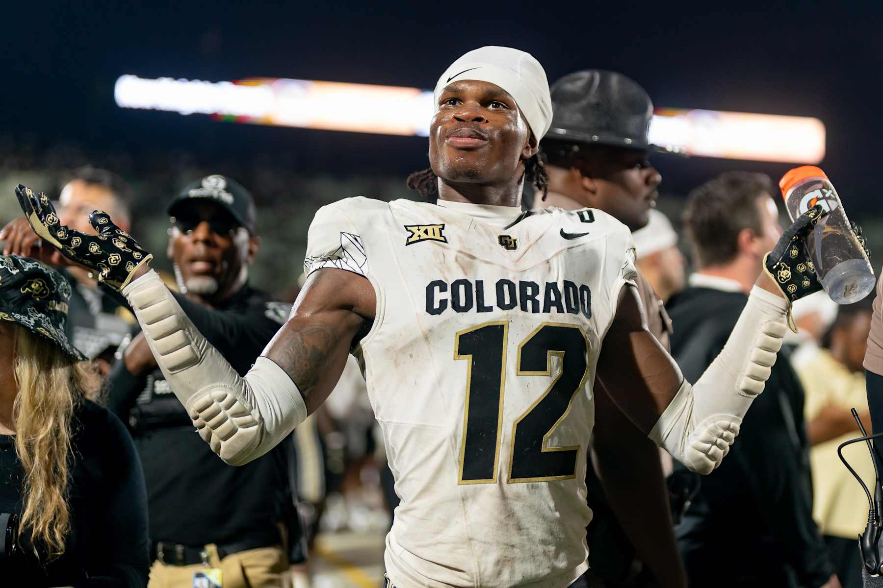 ORLANDO, FL - SEPTEMBER 28:Colorado Buffaloes wide receiver Travis Hunter (12) shrugs his shoulders on the sideline during a college football game between the Colorado Buffaloes and the UCF Knights on September 28th, 2024 at FBC Mortgage Stadium in Orlando, FL. (Photo by Chris Leduc/Icon Sportswire via Getty Images)