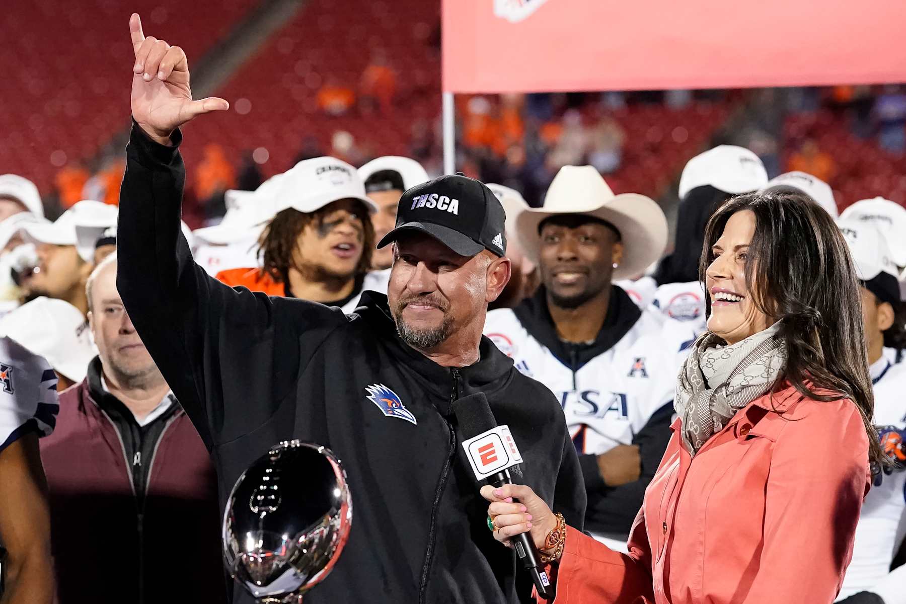 FRISCO, TEXAS - DECEMBER 19: Head coach Jeff Traylor of the UTSA Roadrunners gestures to the crowd after defeating the Marshall Thundering Herd in the Frisco Bowl at Toyota Stadium on December 19, 2023 in Frisco, Texas. (Photo by Sam Hodde/Getty Images)