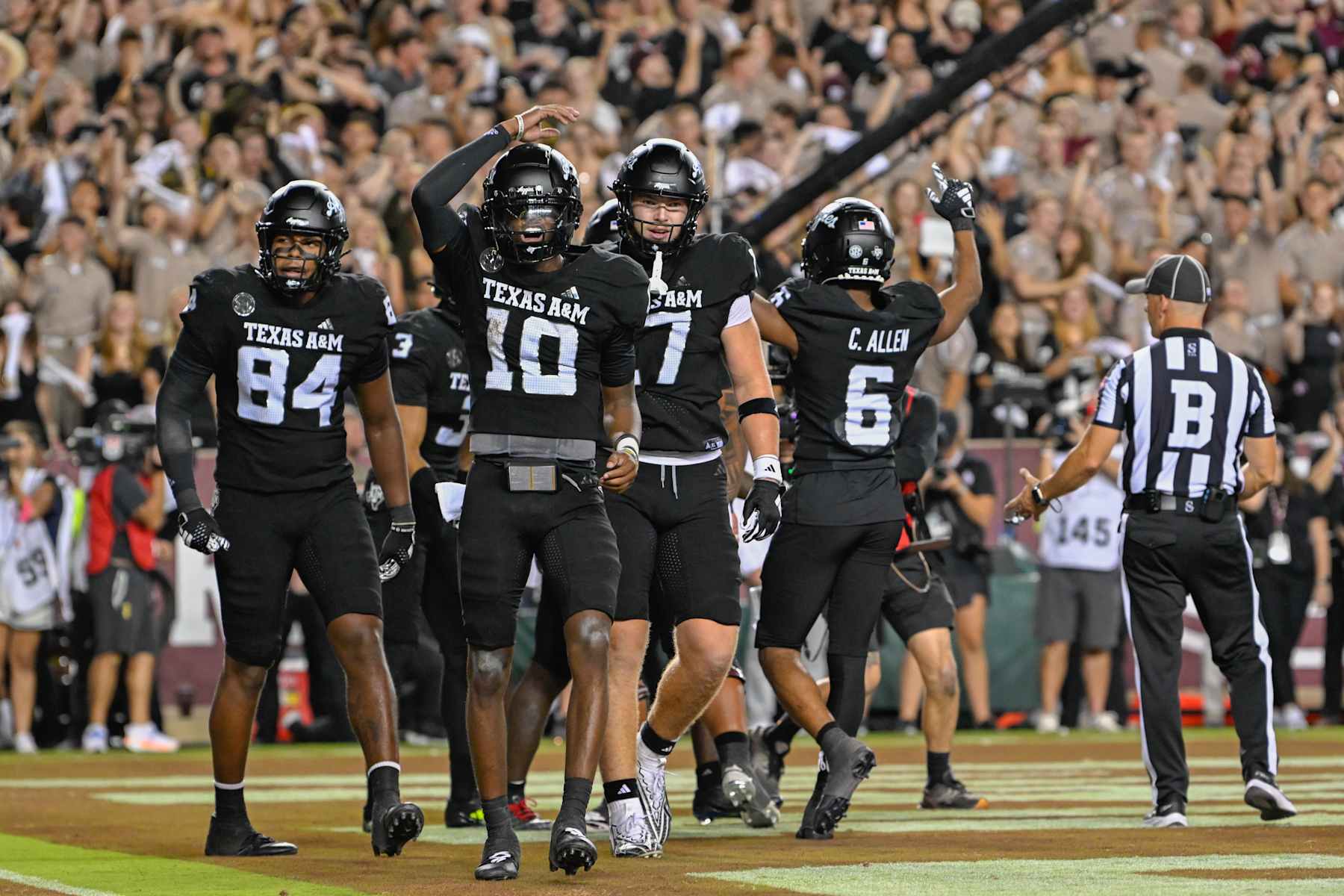 COLLEGE STATION, TX - OCTOBER 26: Texas A&M Aggies quarterback Marcel Reed (10) celebrates a rushing touchdown during the football game between the LSU Tigers and Texas A&M Aggies on October 26, 2024 at Kyle Field in College Station, Texas. (Photo by Ken Murray/Icon Sportswire via Getty Images)