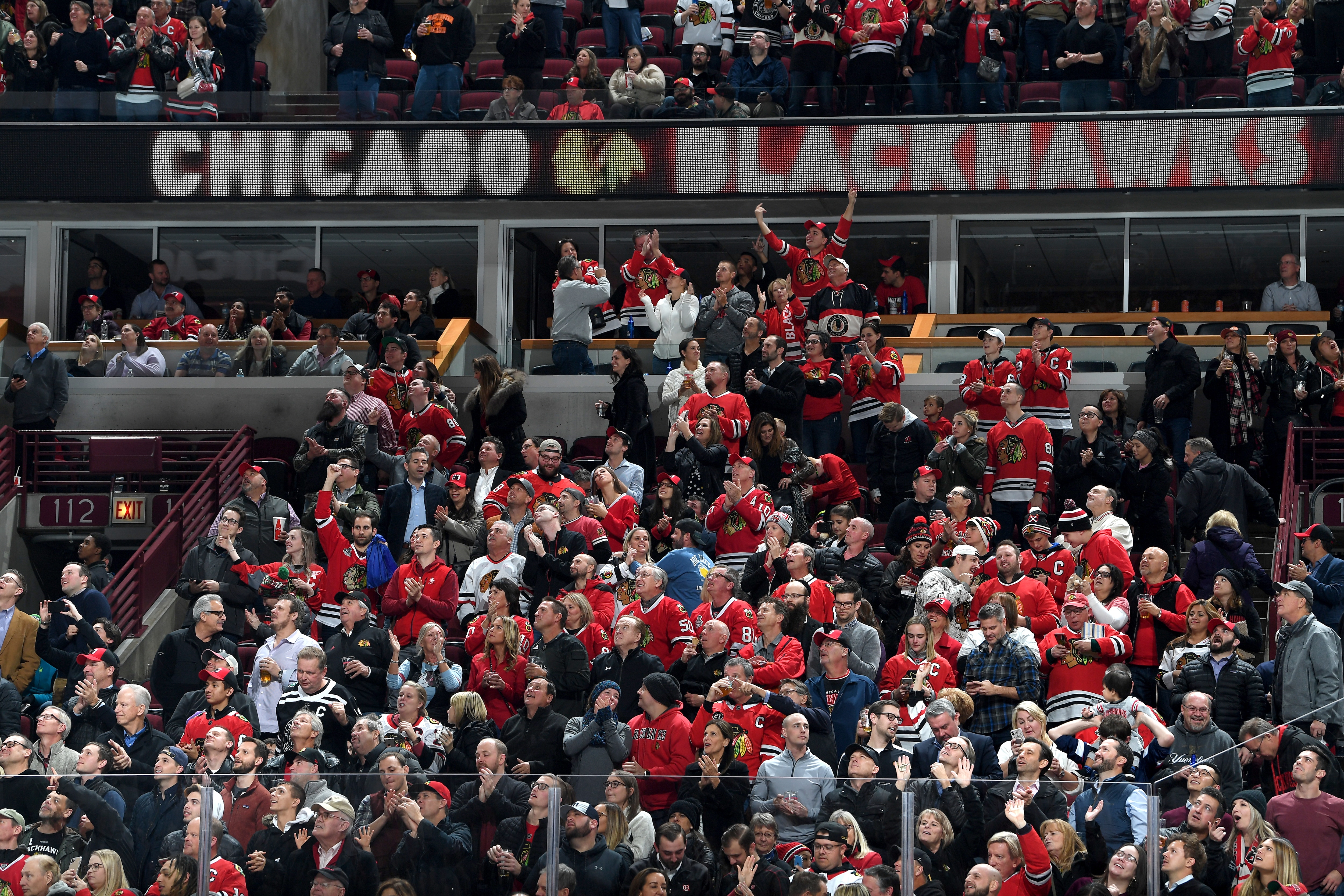 CHICAGO, IL - NOVEMBER 07: The crowd cheers after the Chicago Blackhawks scored against the Vancouver Canucks in the third period at the United Center on November 7, 2019 in Chicago, Illinois.  (Photo by Bill Smith/NHLI via Getty Images)