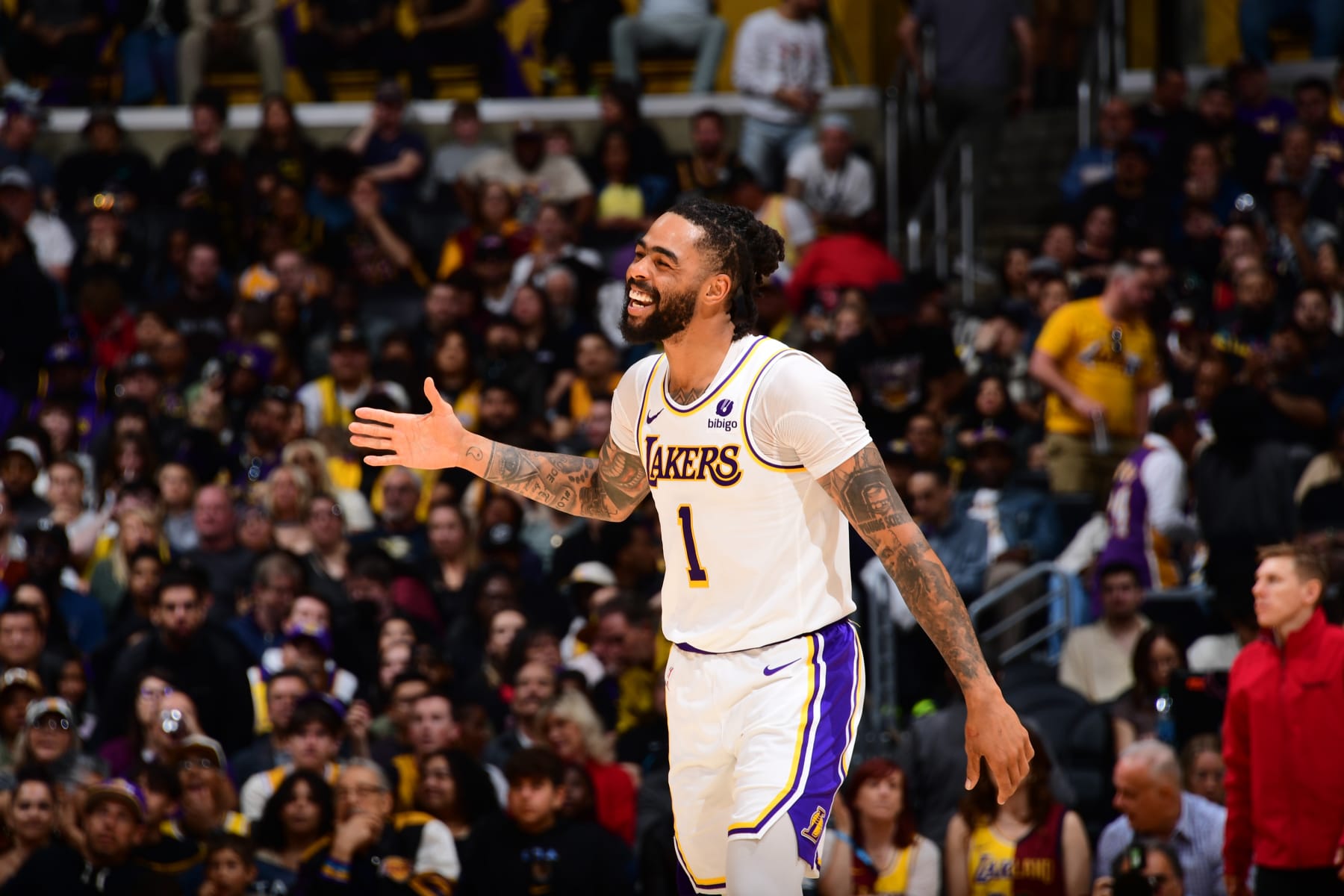 LOS ANGELES, CA - APRIL 6: D'Angelo Russell #1 of the Los Angeles Lakers celebrates during the game against the Cleveland Cavaliers on April 6, 2024 at Crypto.Com Arena in Los Angeles, California. NOTE TO USER: User expressly acknowledges and agrees that, by downloading and/or using this Photograph, user is consenting to the terms and conditions of the Getty Images License Agreement. Mandatory Copyright Notice: Copyright 2024 NBAE (Photo by Adam Pantozzi/NBAE via Getty Images)