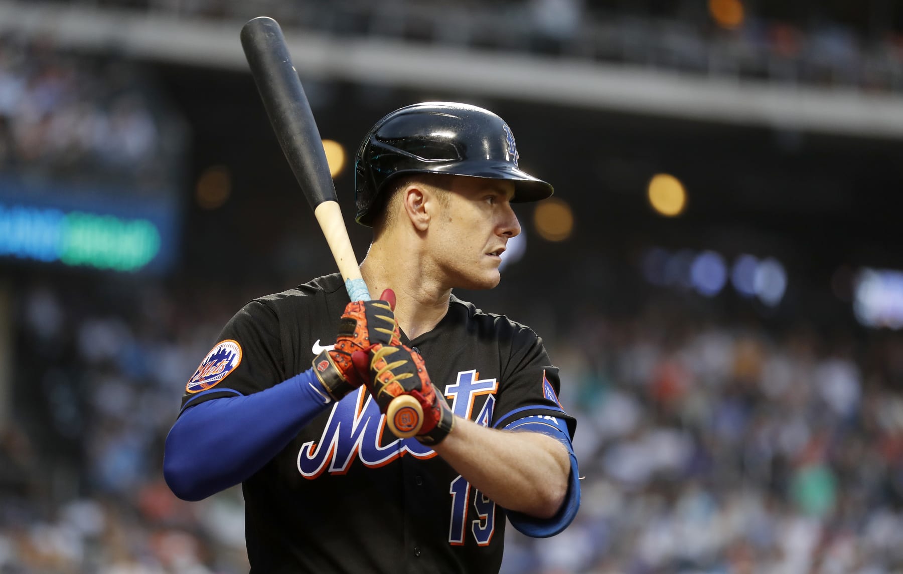 NEW YORK, NEW YORK - JULY 14:  Mark Canha #19 of the New York Mets in action against the Los Angeles Dodgers at Citi Field on July 14, 2023 in New York City. The Dodgers defeated the Mets 6-0. (Photo by Jim McIsaac/Getty Images)