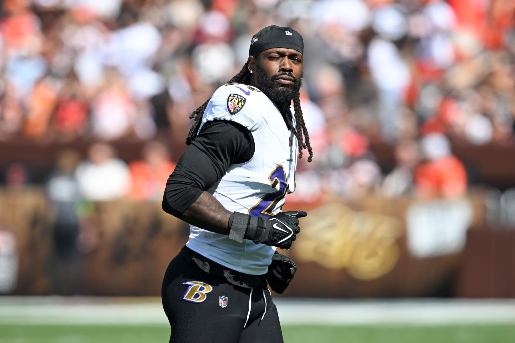 CLEVELAND, OHIO - OCTOBER 01: Jadeveon Clowney #24 of the Baltimore Ravens runs off the field prior to a game against the Cleveland Browns at Cleveland Browns Stadium on October 01, 2023 in Cleveland, Ohio. (Photo by Nick Cammett/Diamond Images via Getty Images)