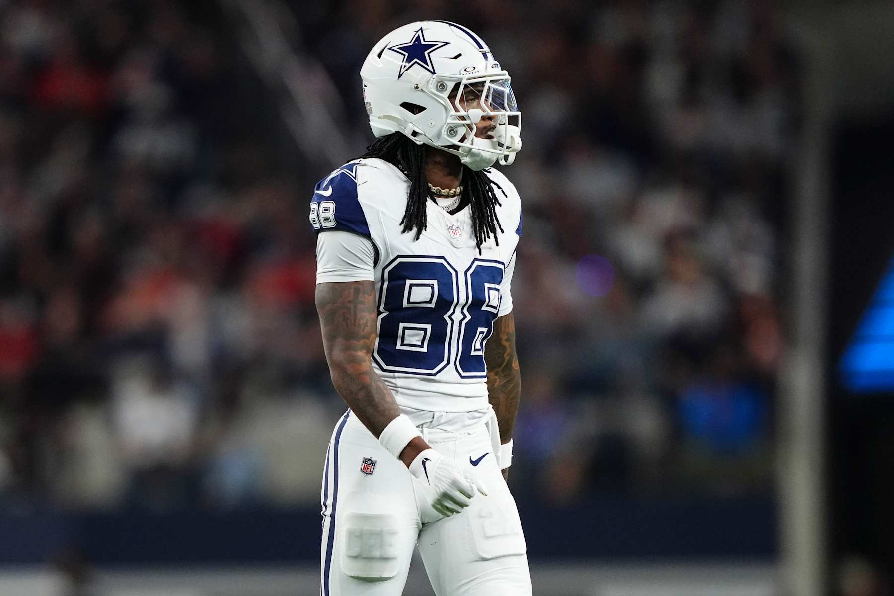 ARLINGTON, TX - DECEMBER 09: CeeDee Lamb #88 of the Dallas Cowboys runs across the field during an NFL football game against the Cincinnati Bengals at AT&T Stadium on December 9, 2024 in Arlington, Texas. (Photo by Cooper Neill/Getty Images) ARLINGTON, TX - DECEMBER 09: CeeDee Lamb #88 of the Dallas Cowboys runs across the field during an NFL football game against the Cincinnati Bengals at AT&T Stadium on December 9, 2024 in Arlington, Texas. (Photo by Cooper Neill/Getty Images)