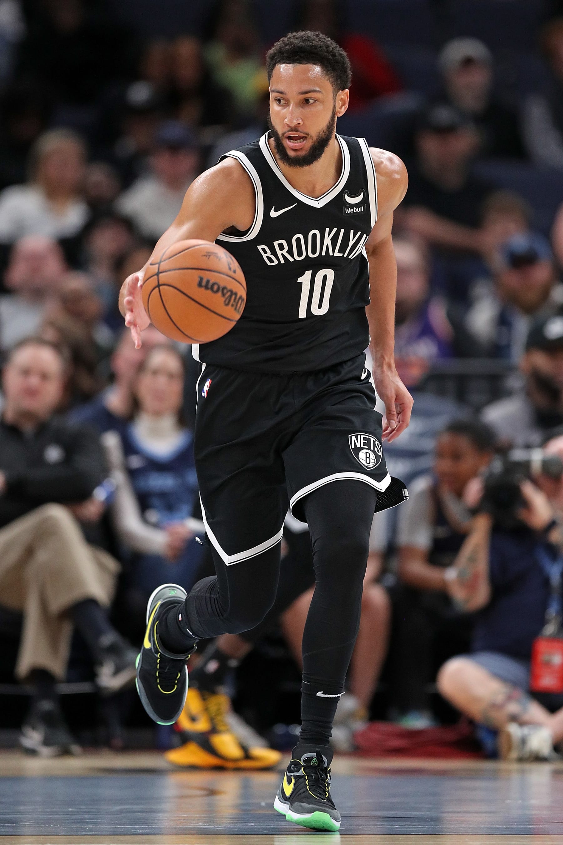 MEMPHIS, TENNESSEE - FEBRUARY 26: Ben Simmons #10 of the Brooklyn Nets brings the ball up court during the game \M at FedExForum on February 26, 2024 in Memphis, Tennessee. NOTE TO USER: User expressly acknowledges and agrees that, by downloading and or using this photograph, User is consenting to the terms and conditions of the Getty Images License Agreement. (Photo by Justin Ford/Getty Images)
