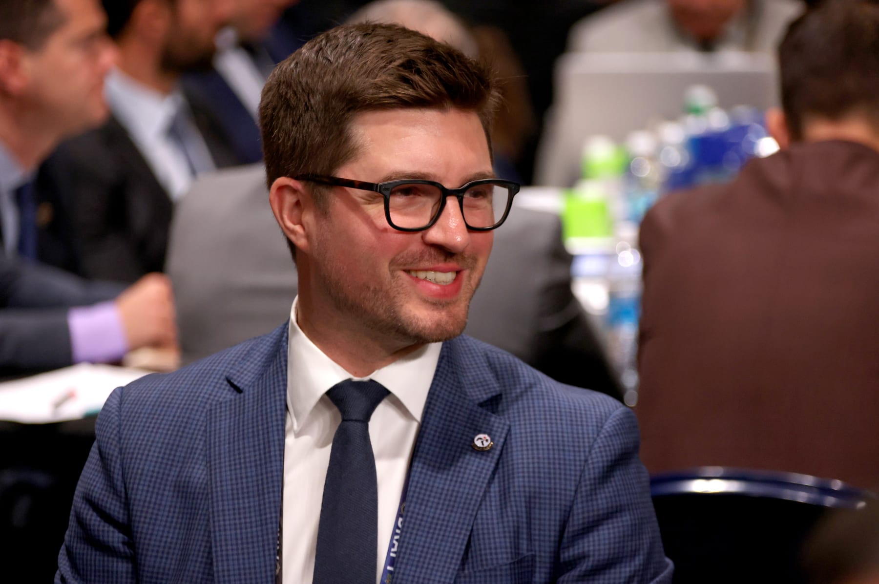 Would we want to see Penguins GM Kyle Dubas compete in a relay race?