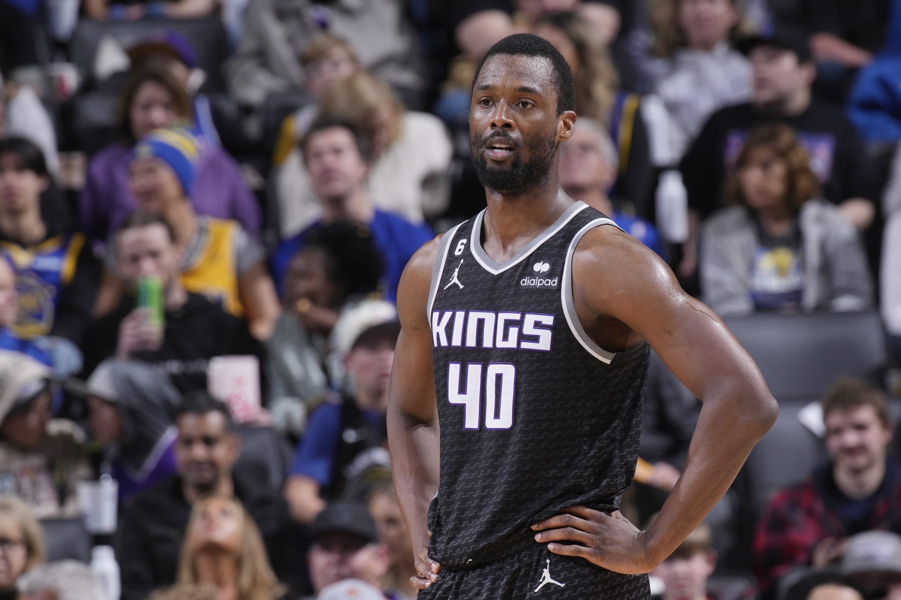SACRAMENTO, CA - APRIL 7: Harrison Barnes #40 of the Sacramento Kings looks on during the game against the Golden State Warriors on April 7, 2023 at Golden 1 Center in Sacramento, California. NOTE TO USER: User expressly acknowledges and agrees that, by downloading and or using this photograph, User is consenting to the terms and conditions of the Getty Images Agreement. Mandatory Copyright Notice: Copyright 2023 NBAE (Photo by Rocky Widner/NBAE via Getty Images)