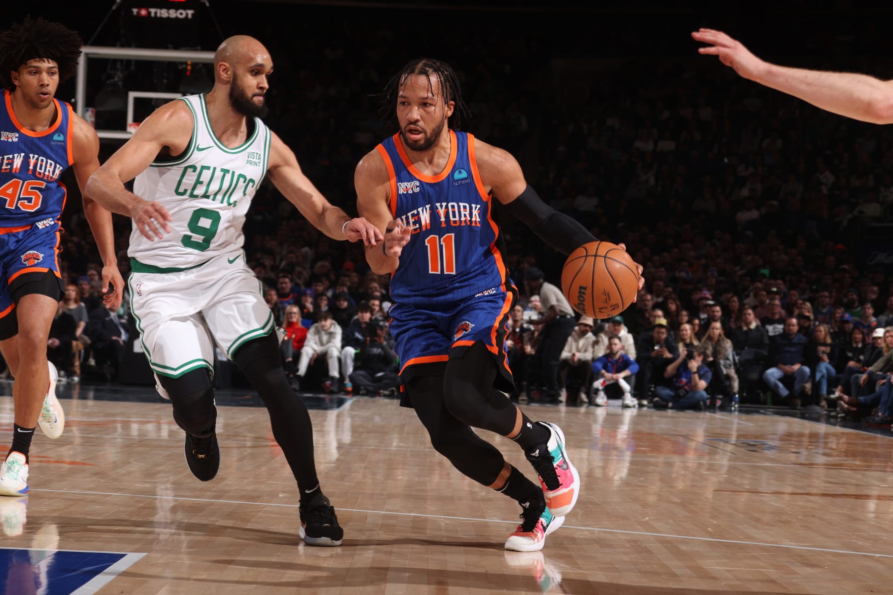 NEW YORK, NY - FEBRUARY 24: Jalen Brunson #11 of the New York Knicks drives to the basket during the game against the Boston Celtics on February 24, 2024 at Madison Square Garden in New York City, New York.  NOTE TO USER: User expressly acknowledges and agrees that, by downloading and or using this photograph, User is consenting to the terms and conditions of the Getty Images License Agreement. Mandatory Copyright Notice: Copyright 2024 NBAE  (Photo by Nathaniel S. Butler/NBAE via Getty Images)