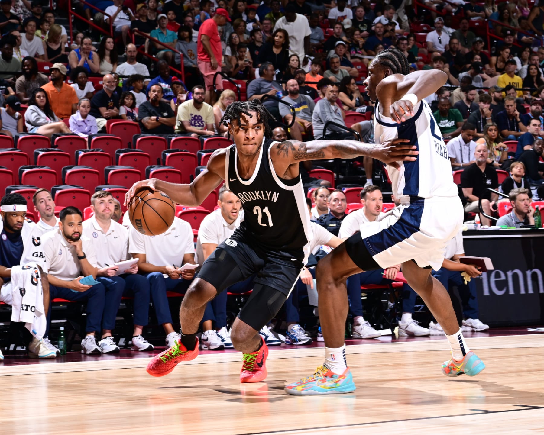 LAS VEGAS, NV - JULY 14:  Noah Clowney #21 of the Brooklyn Nets goes to the basket during the game against the LA Clippers on July 14, 2024 at the Thomas & Mack Center in Las Vegas, Nevada. NOTE TO USER: User expressly acknowledges and agrees that, by downloading and or using this photograph, User is consenting to the terms and conditions of the Getty Images License Agreement. Mandatory Copyright Notice: Copyright 2024 NBAE (Photo by Adam Hagy/NBAE via Getty Images)