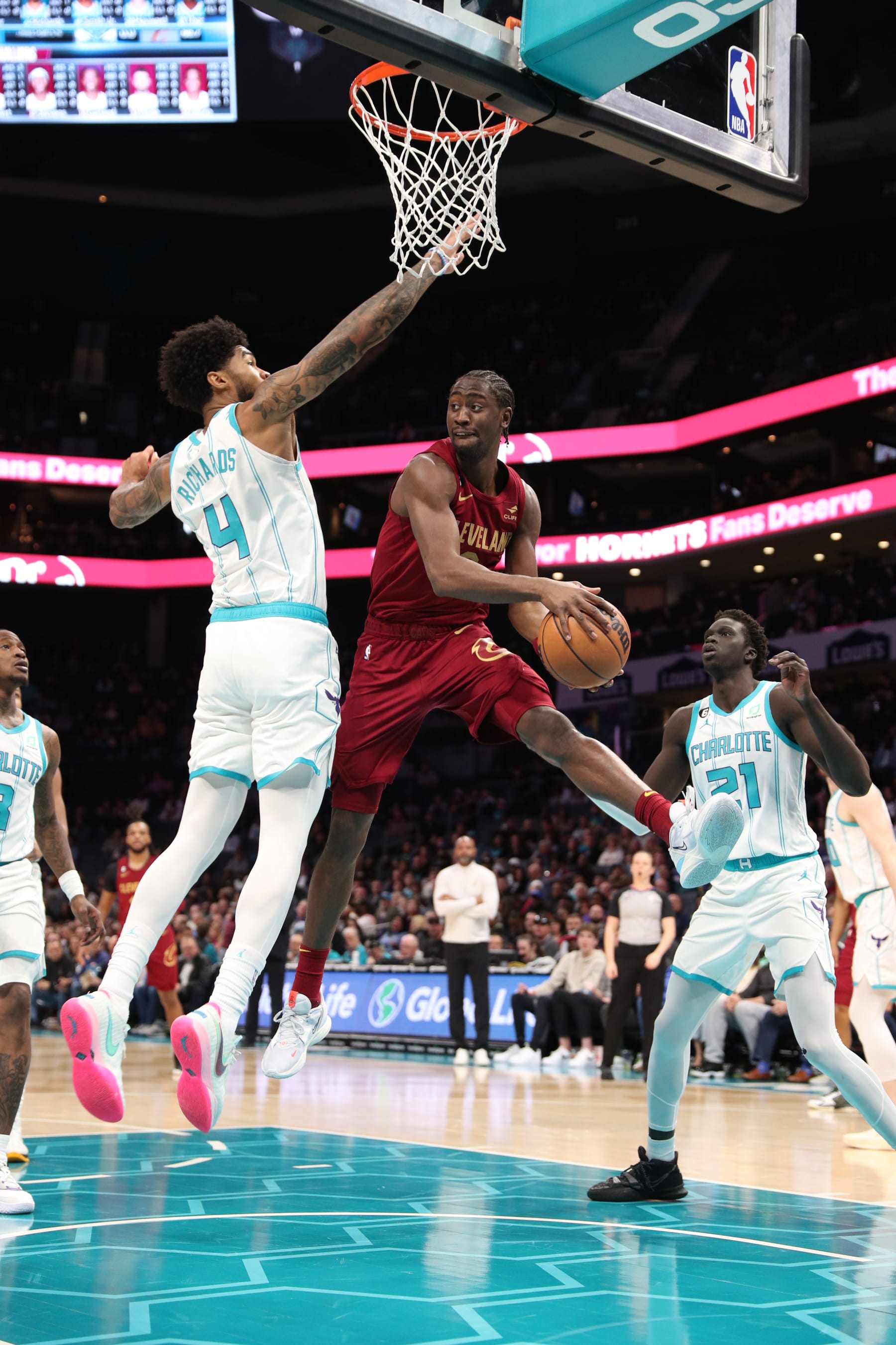 CHARLOTTE, NC - MARCH 14: Caris LeVert #3 of the Cleveland Cavaliers passes the ball during the game during the game against the Charlotte Hornets on March 14, 2023 at Spectrum Center in Charlotte, North Carolina. NOTE TO USER: User expressly acknowledges and agrees that, by downloading and or using this photograph, User is consenting to the terms and conditions of the Getty Images License Agreement.  Mandatory Copyright Notice:  Copyright 2023 NBAE (Photo by Brock Williams-Smith/NBAE via Getty Images)