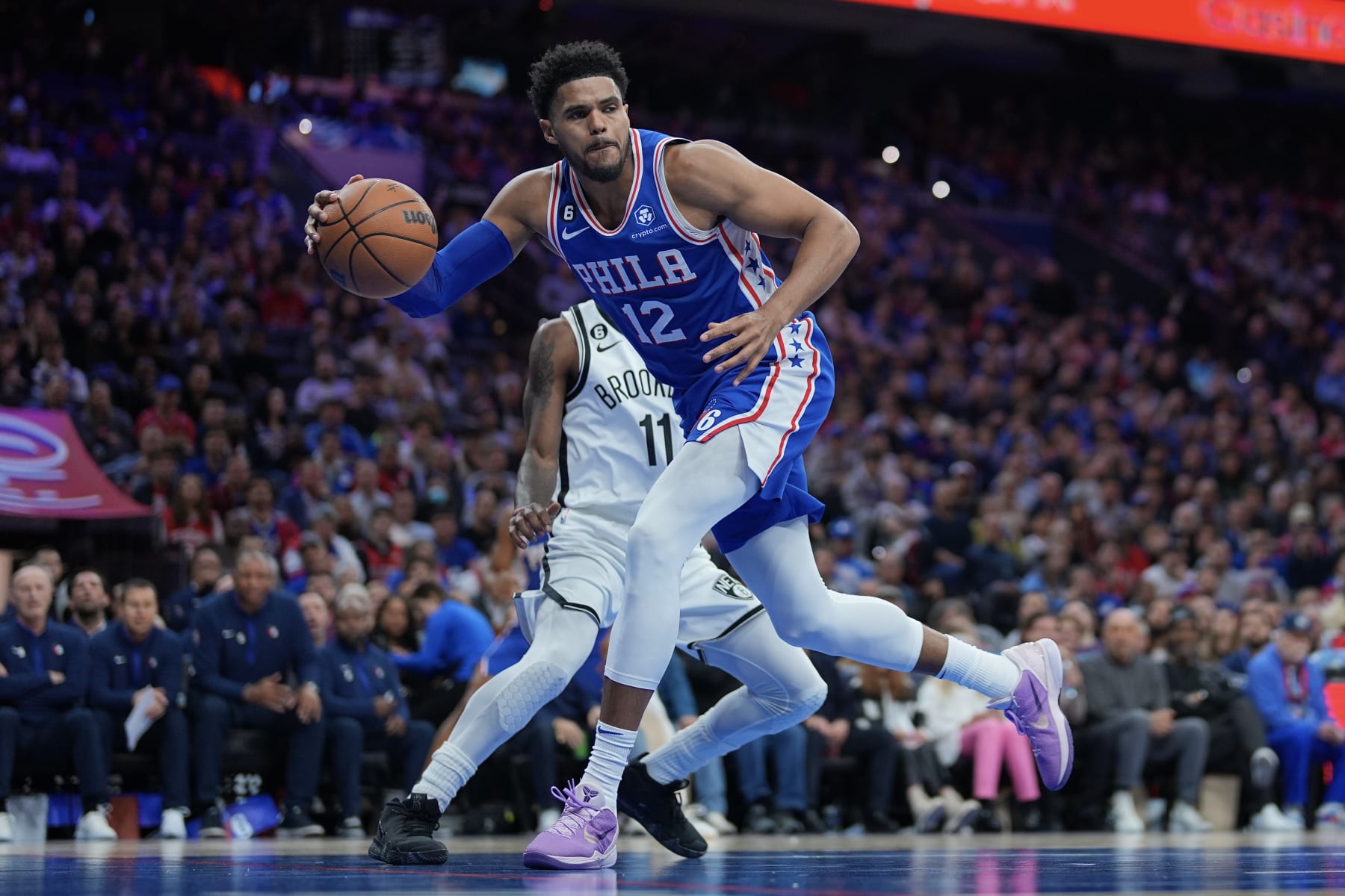 PHILADELPHIA, PA - NOVEMBER 22: Tobias Harris #12 of the Philadelphia 76ers controls the ball against the Brooklyn Nets at the Wells Fargo Center on November 22, 2022 in Philadelphia, Pennsylvania. NOTE TO USER: User expressly acknowledges and agrees that, by downloading and or using this photograph, User is consenting to the terms and conditions of the Getty Images License Agreement. (Photo by Mitchell Leff/Getty Images)