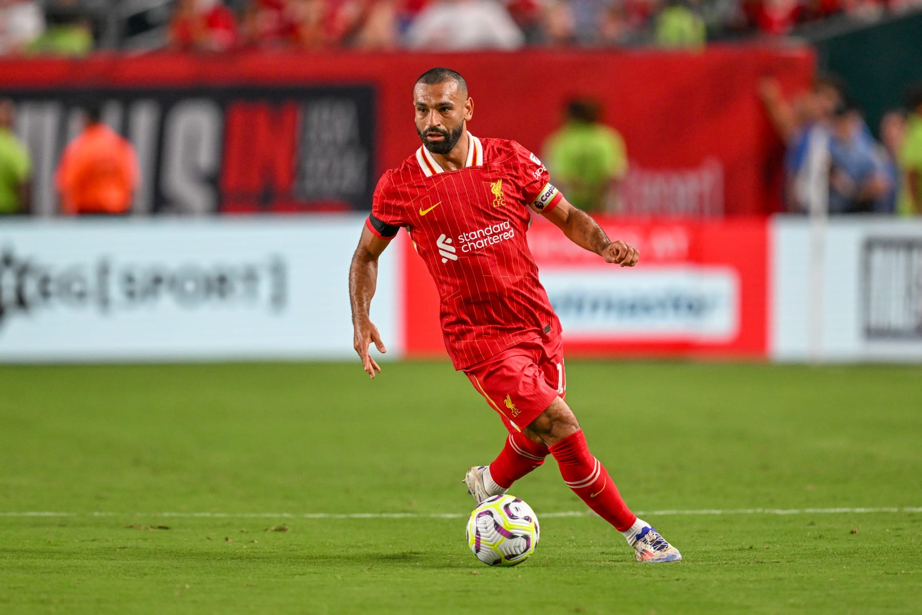 PHILADELPHIA, PA - JULY 31: Liverpool forward Mohamed Salah (11) looks to pass during the pre-season friendly between Arsenal and Liverpool on July 31st, 2024 at Lincoln Financial Field in Philadelphia, PA. (Photo by Terence Lewis/Icon Sportswire via Getty Images)