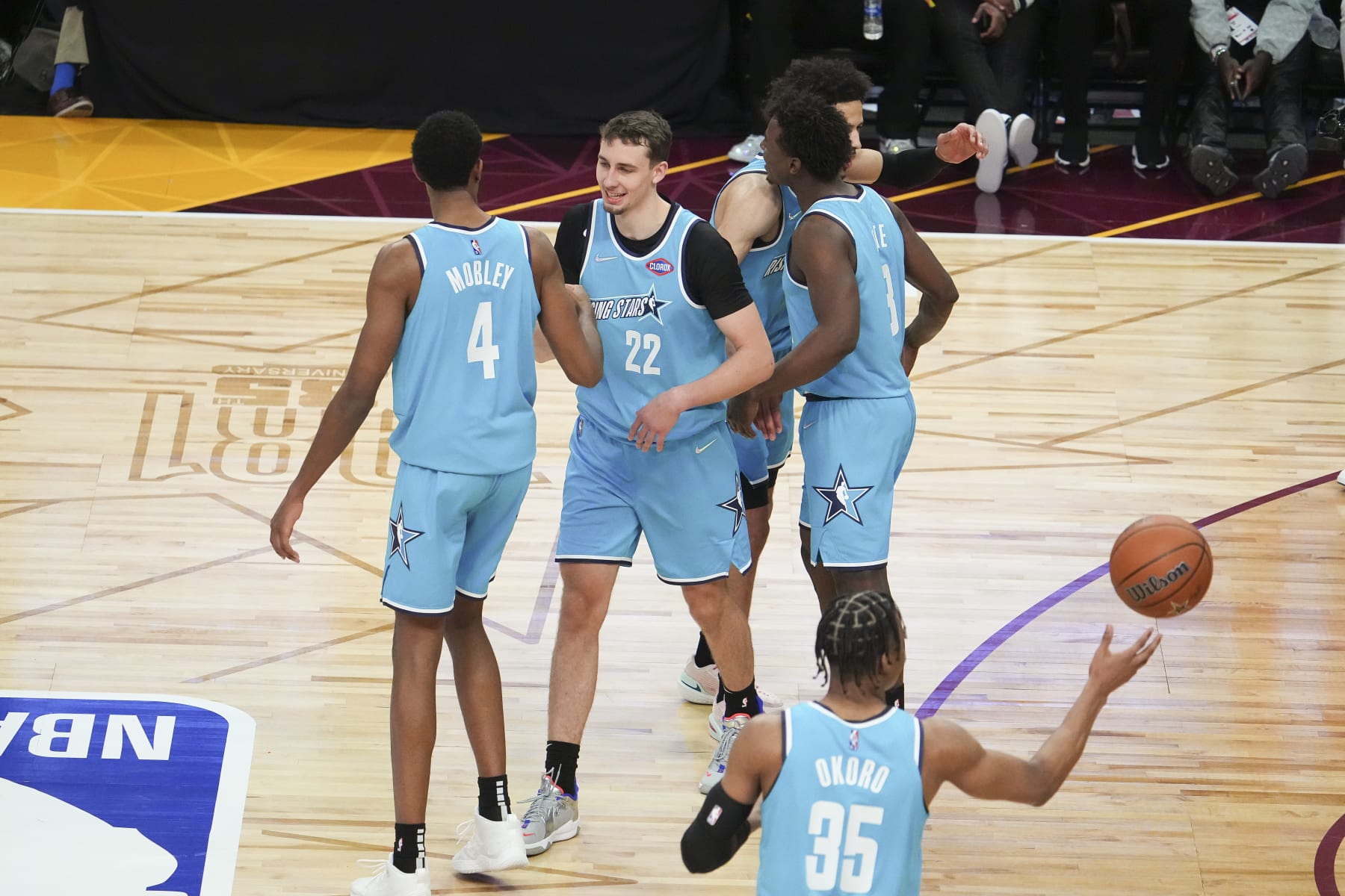 CLEVELAND, OH - FEBRUARY 18: Franz Wagner #22 of Team Barry high fives Evan Mobley #4 of Team Barry during the 2022 Clorox Rising Stars Game as part of 2022 NBA All Star Weekend on February 18, 2022 at Rocket Mortgage FieldHouse in Cleveland, Ohio. NOTE TO USER: User expressly acknowledges and agrees that, by downloading and/or using this Photograph, user is consenting to the terms and conditions of the Getty Images License Agreement. Mandatory Copyright Notice: Copyright 2022 NBAE (Photo by Garrett Ellwood/NBAE via Getty Images) CLEVELAND, OH - FEBRUARY 18: Franz Wagner #22 of Team Barry high fives Evan Mobley #4 of Team Barry during the 2022 Clorox Rising Stars Game as part of 2022 NBA All Star Weekend on February 18, 2022 at Rocket Mortgage FieldHouse in Cleveland, Ohio. NOTE TO USER: User expressly acknowledges and agrees that, by downloading and/or using this Photograph, user is consenting to the terms and conditions of the Getty Images License Agreement. Mandatory Copyright Notice: Copyright 2022 NBAE (Photo by Garrett Ellwood/NBAE via Getty Images)