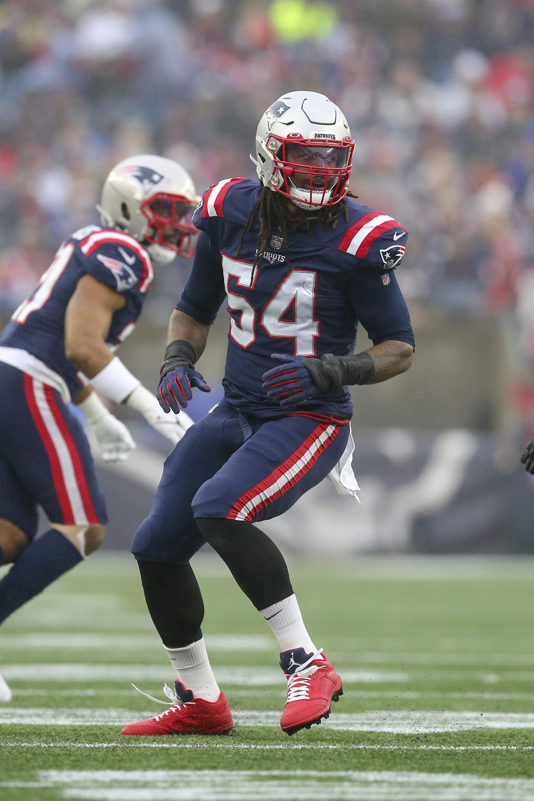 New England Patriots linebacker Dont'a Hightower (54) defends during the first half of an NFL football game against the Jacksonville Jaguars, Sunday, Jan. 2, 2022, in Foxborough, Mass. (AP Photo/Stew Milne)