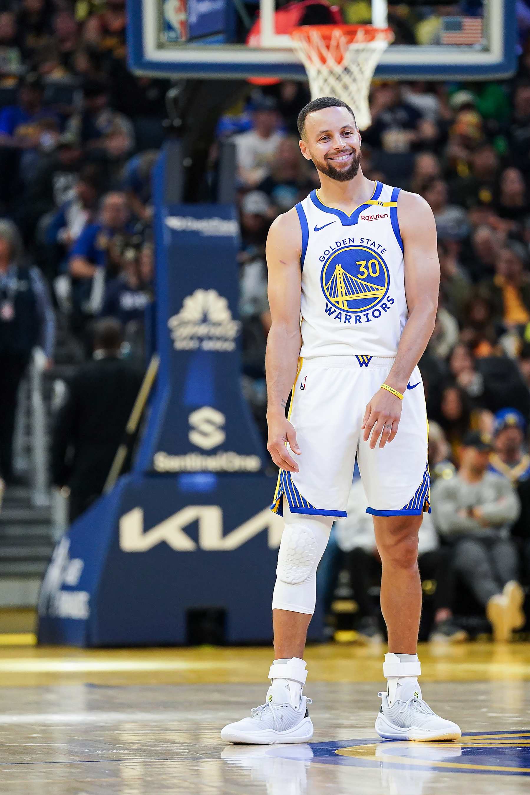 SAN FRANCISCO, CA - OCTOBER 27: Stephen Curry #30 of the Golden State Warriors smiles between plays in the second quarter against the Los Angeles Clippers at Chase Center on October 27, 2024 in San Francisco, California. NOTE TO USER: User expressly acknowledges and agrees that, by downloading and or using this photograph, User is consenting to the terms and conditions of the Getty Images License Agreement. (Photo by Kavin Mistry/Getty Images)