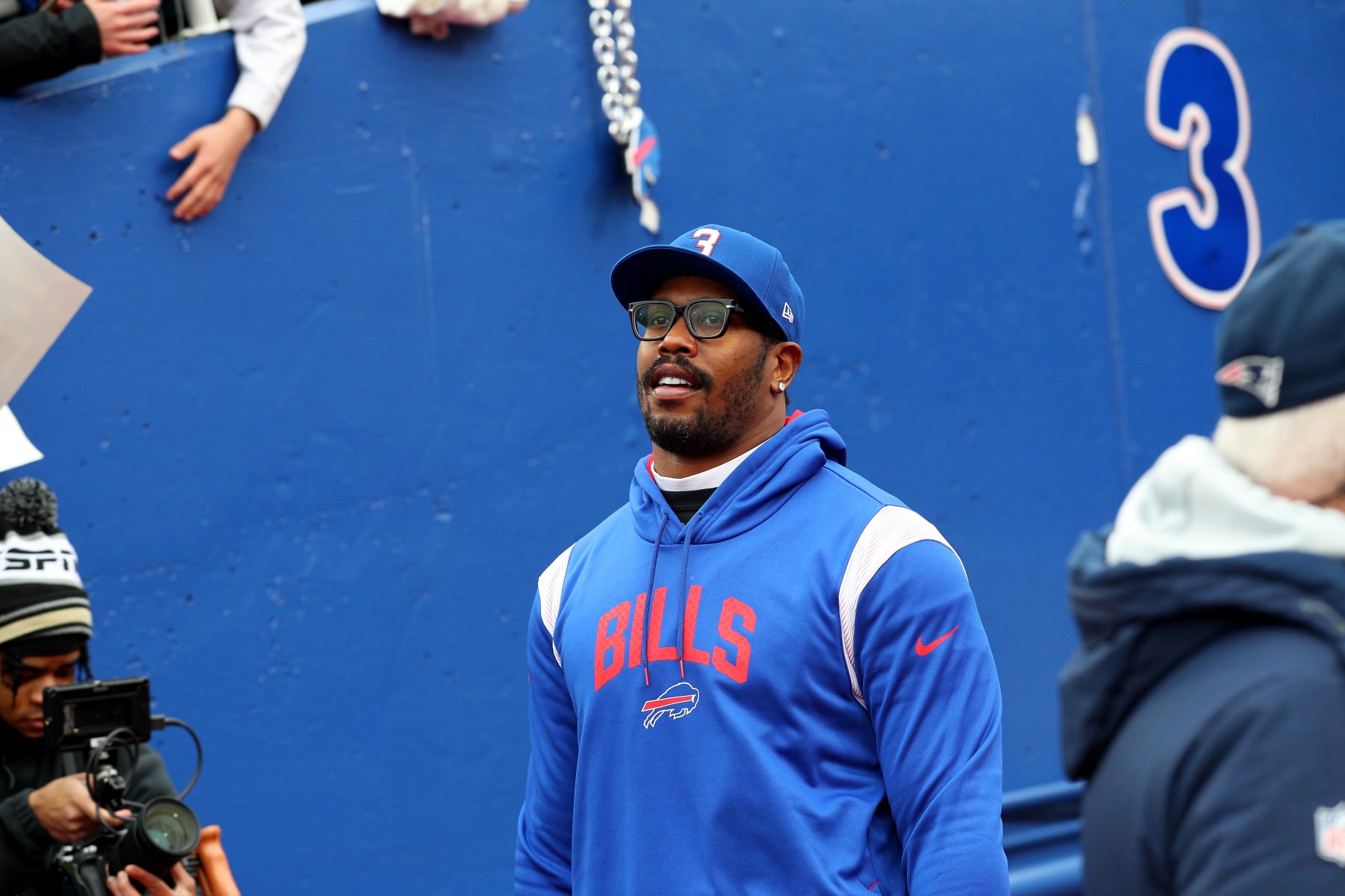 ORCHARD PARK, NEW YORK - JANUARY 08: Von Miller #40 of the Buffalo Bills walks to the field prior to a game against the New England Patriots at Highmark Stadium on January 08, 2023 in Orchard Park, New York. (Photo by Bryan Bennett/Getty Images)