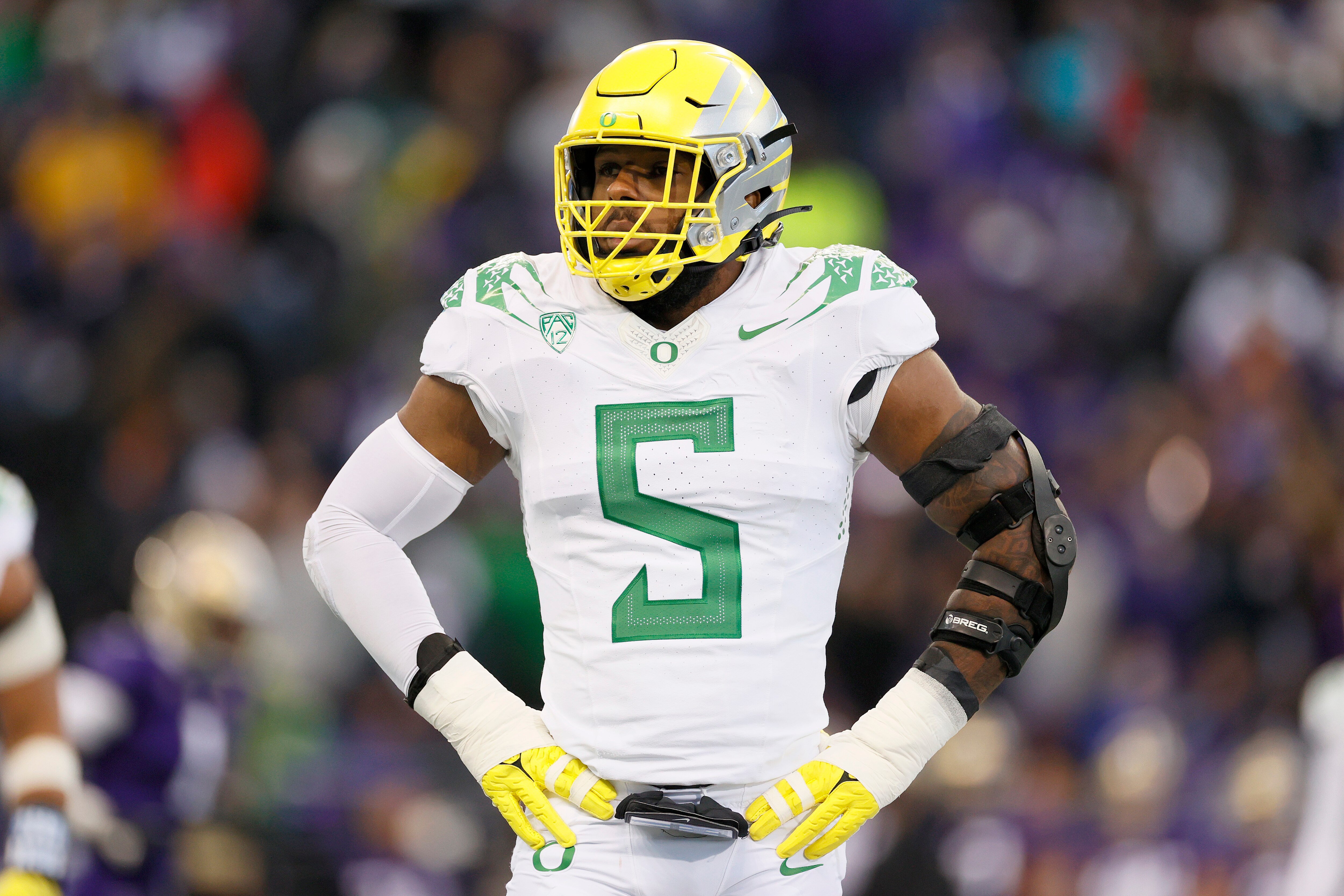 SEATTLE, WASHINGTON - NOVEMBER 06: Kayvon Thibodeaux #5 of the Oregon Ducks looks on during the first quarter against the Washington Huskies at Husky Stadium on November 06, 2021 in Seattle, Washington. (Photo by Steph Chambers/Getty Images)