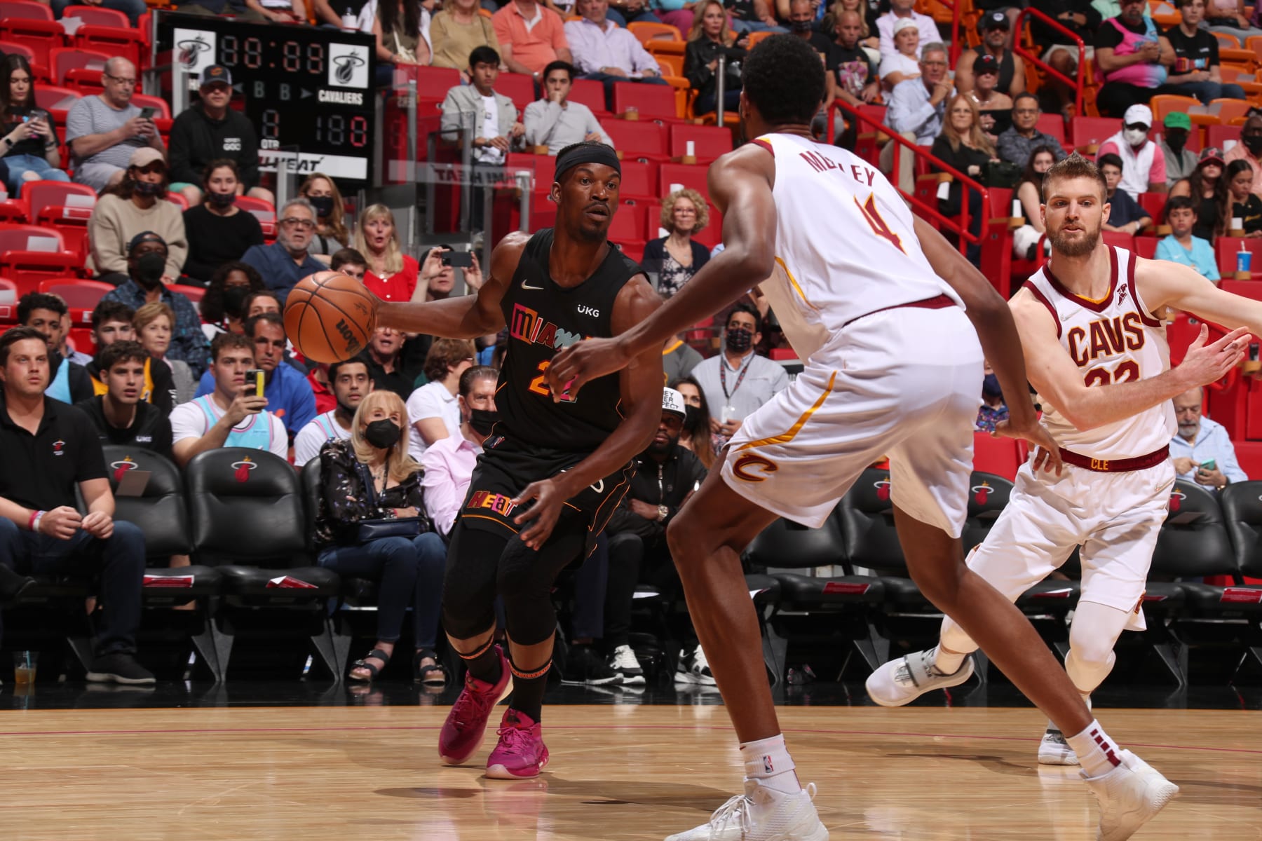 MIAMI, FL - MARCH 11: Jimmy Butler #22 of the Miami Heat handles the ball during the game against the Cleveland Cavaliers on March 11, 2022 at FTX Arena in Miami, Florida. NOTE TO USER: User expressly acknowledges and agrees that, by downloading and or using this Photograph, user is consenting to the terms and conditions of the Getty Images License Agreement. Mandatory Copyright Notice: Copyright 2022 NBAE (Photo by Issac Baldizon/NBAE via Getty Images)
