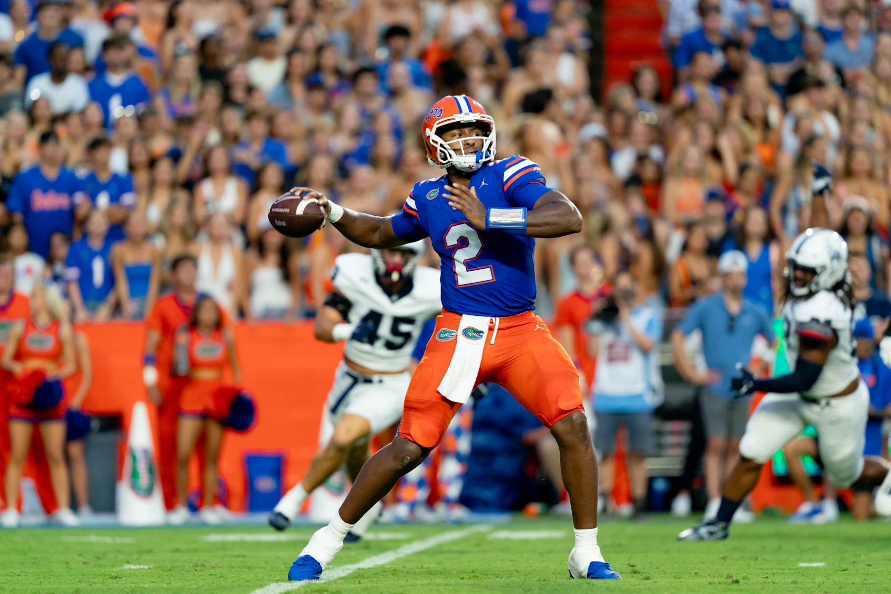 Gators quarterback DJ Lagway