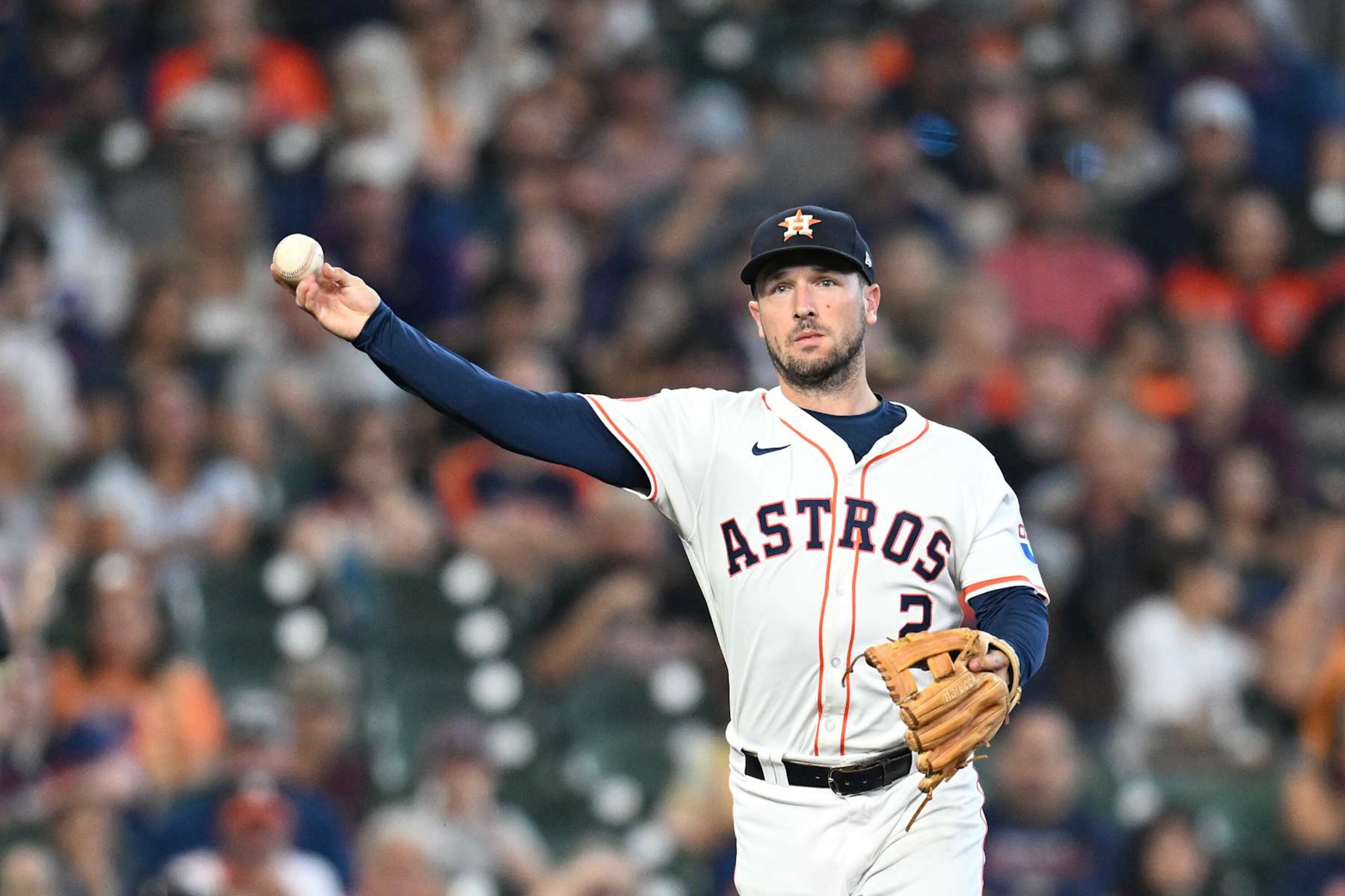 Surprise Landing Spots for Pete Alonso, Alex Bregman and Top MLB Free Agents