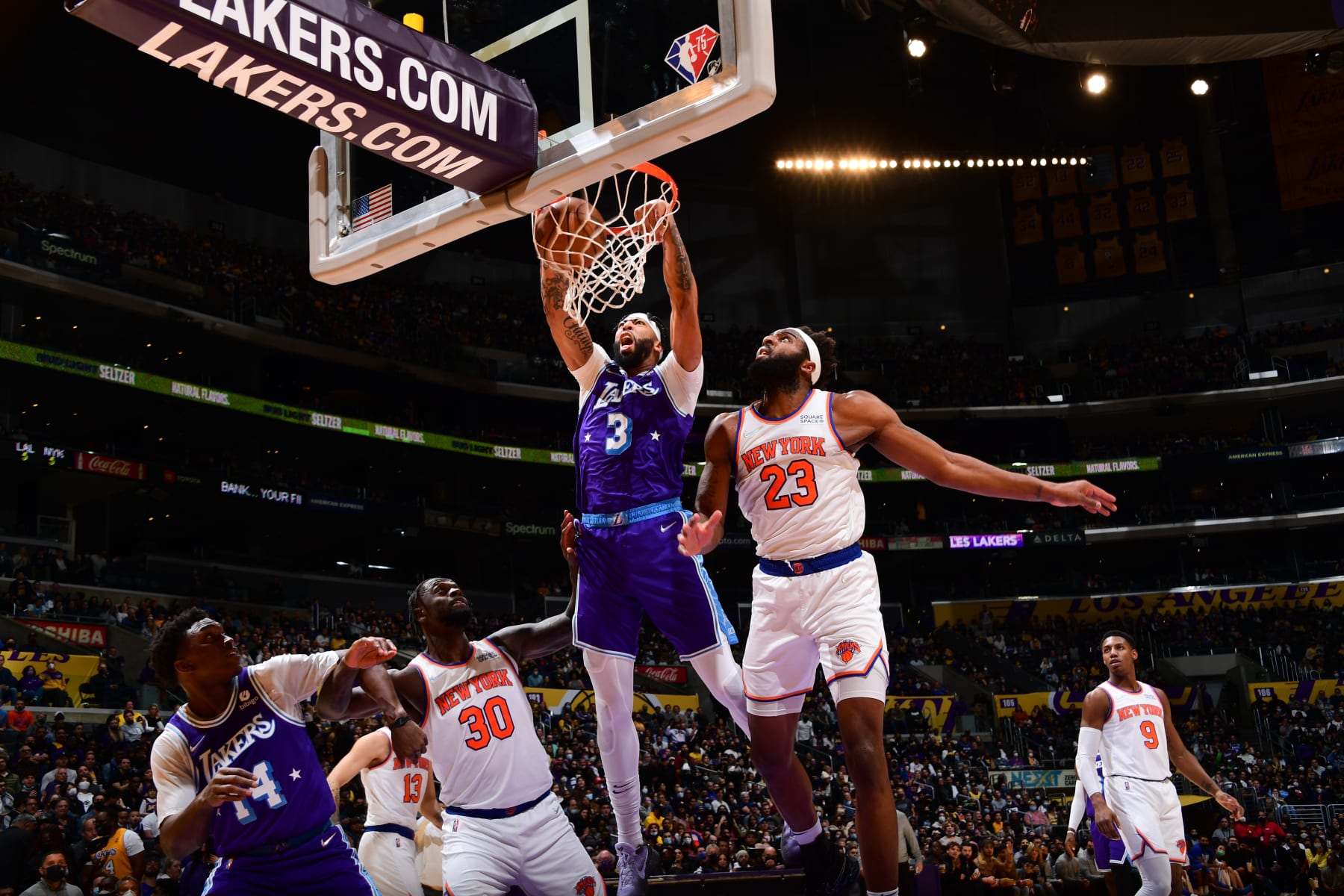LOS ANGELES, CA - FEBRUARY 5: Anthony Davis #3 of the Los Angeles Lakers dunks the ball during the game against the New York Knicks on February 5, 2022 at Crypto.Com Arena in Los Angeles, California. NOTE TO USER: User expressly acknowledges and agrees that, by downloading and/or using this Photograph, user is consenting to the terms and conditions of the Getty Images License Agreement. Mandatory Copyright Notice: Copyright 2022 NBAE (Photo by Adam Pantozzi/NBAE via Getty Images)