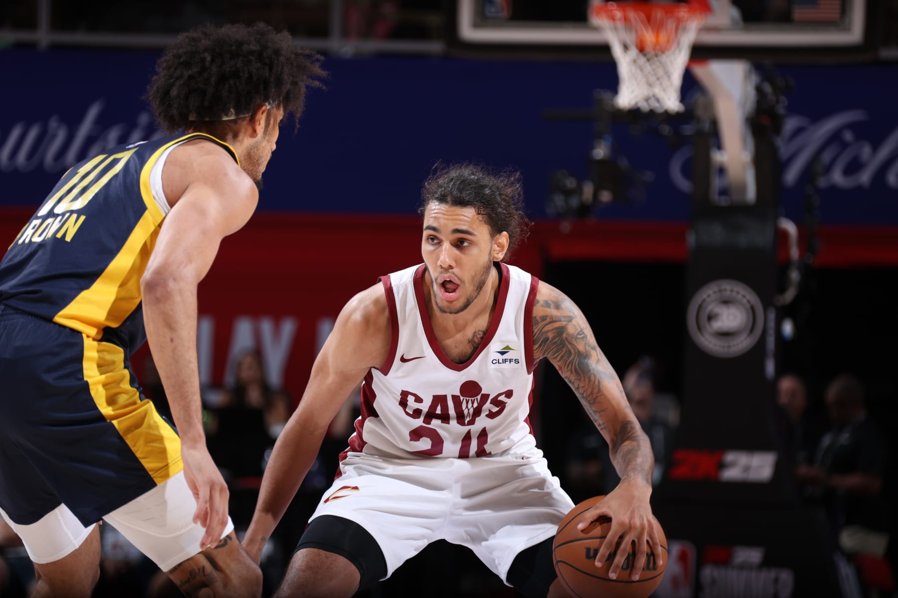 LAS VEGAS, NV - JULY 20: Jaylon Tyson #24 of the Cleveland Cavaliers handles the ball during the game against the Indiana Pacers on July 20, 2024 at the Thomas & Mack Center in Las Vegas, Nevada. NOTE TO USER: User expressly acknowledges and agrees that, by downloading and or using this photograph, User is consenting to the terms and conditions of the Getty Images License Agreement. Mandatory Copyright Notice: Copyright 2023 NBAE (Photo by Stephen Gosling/NBAE via Getty Images)