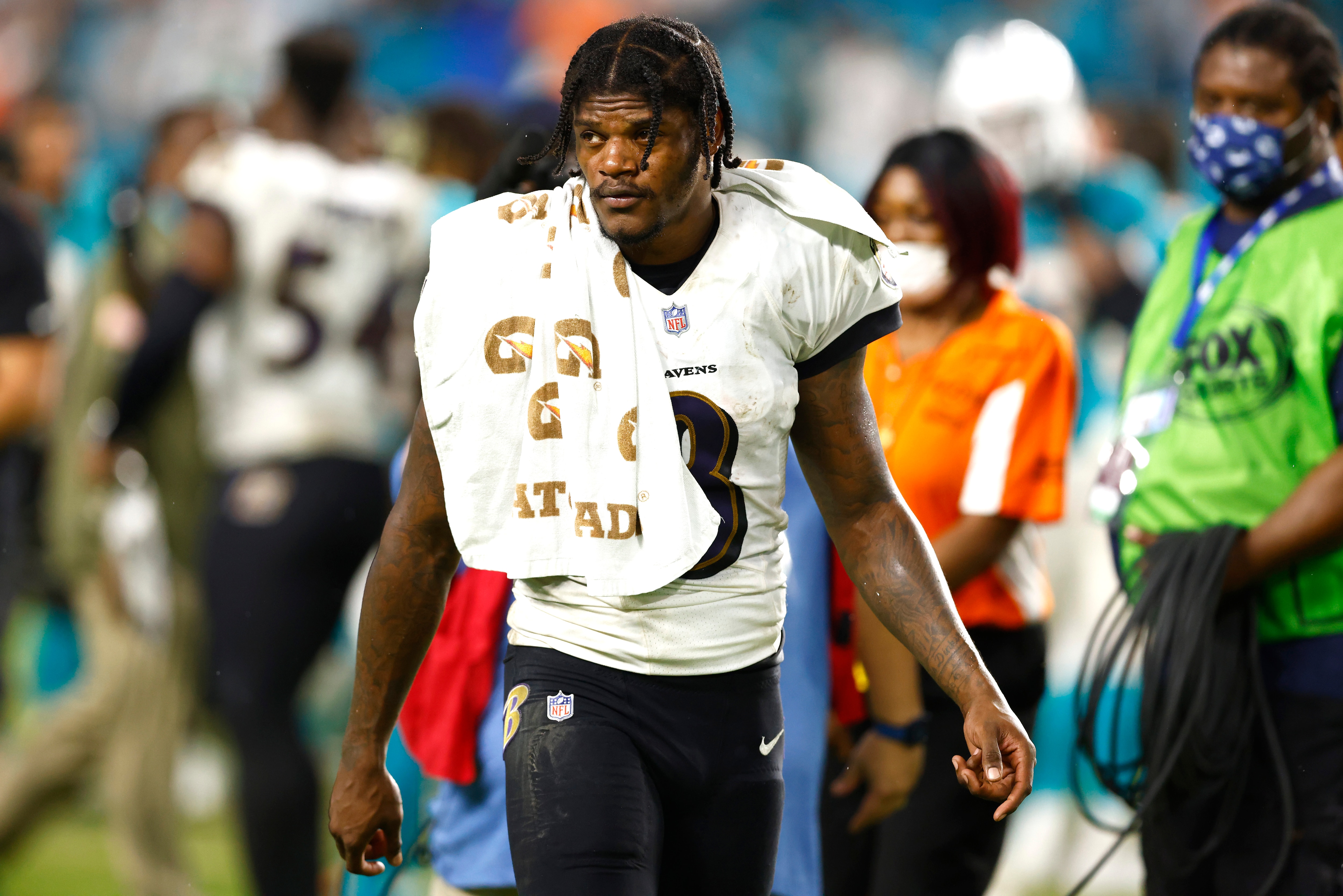 MIAMI GARDENS, FLORIDA - NOVEMBER 11: Lamar Jackson #8 of the Baltimore Ravens reacts after losing to the Miami Dolphins 22-10 in the game at Hard Rock Stadium on November 11, 2021 in Miami Gardens, Florida. (Photo by Michael Reaves/Getty Images)